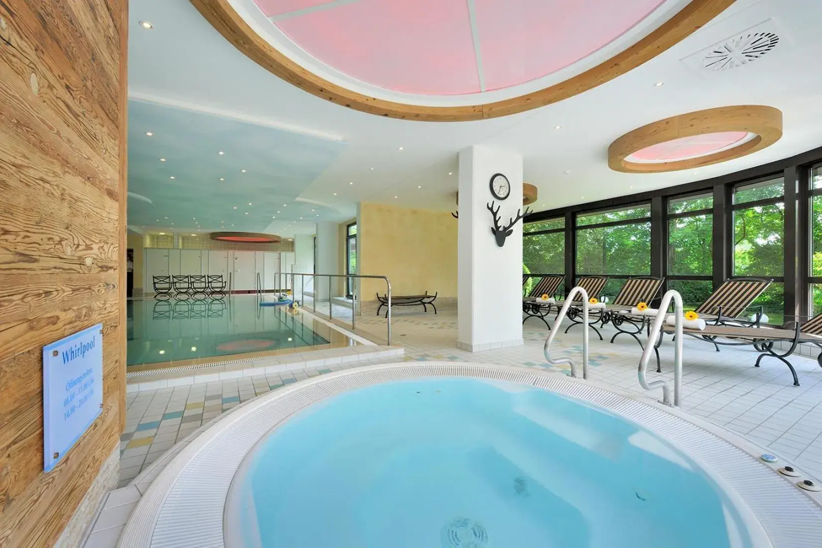 Hot Tub, Swimming Pool in Johannesbad Thermalhotel Ludwig Thoma