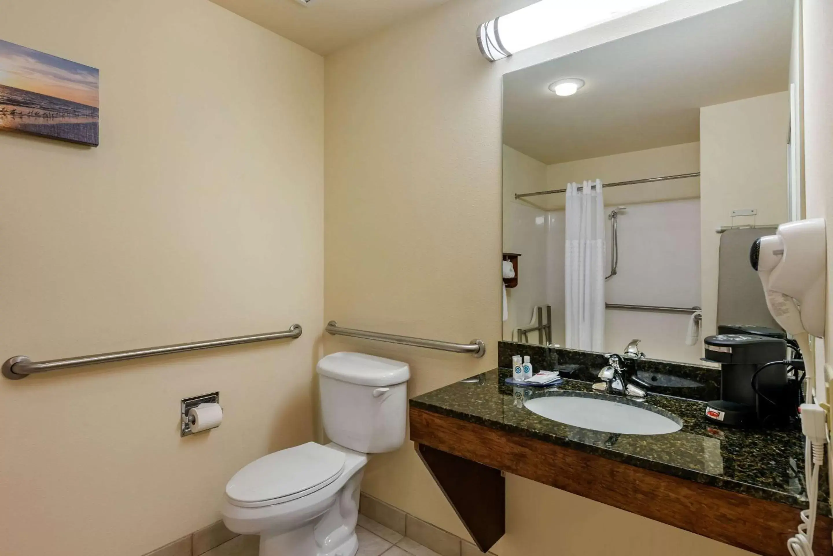 Bathroom in Comfort Inn & Suites Fort Myers Airport