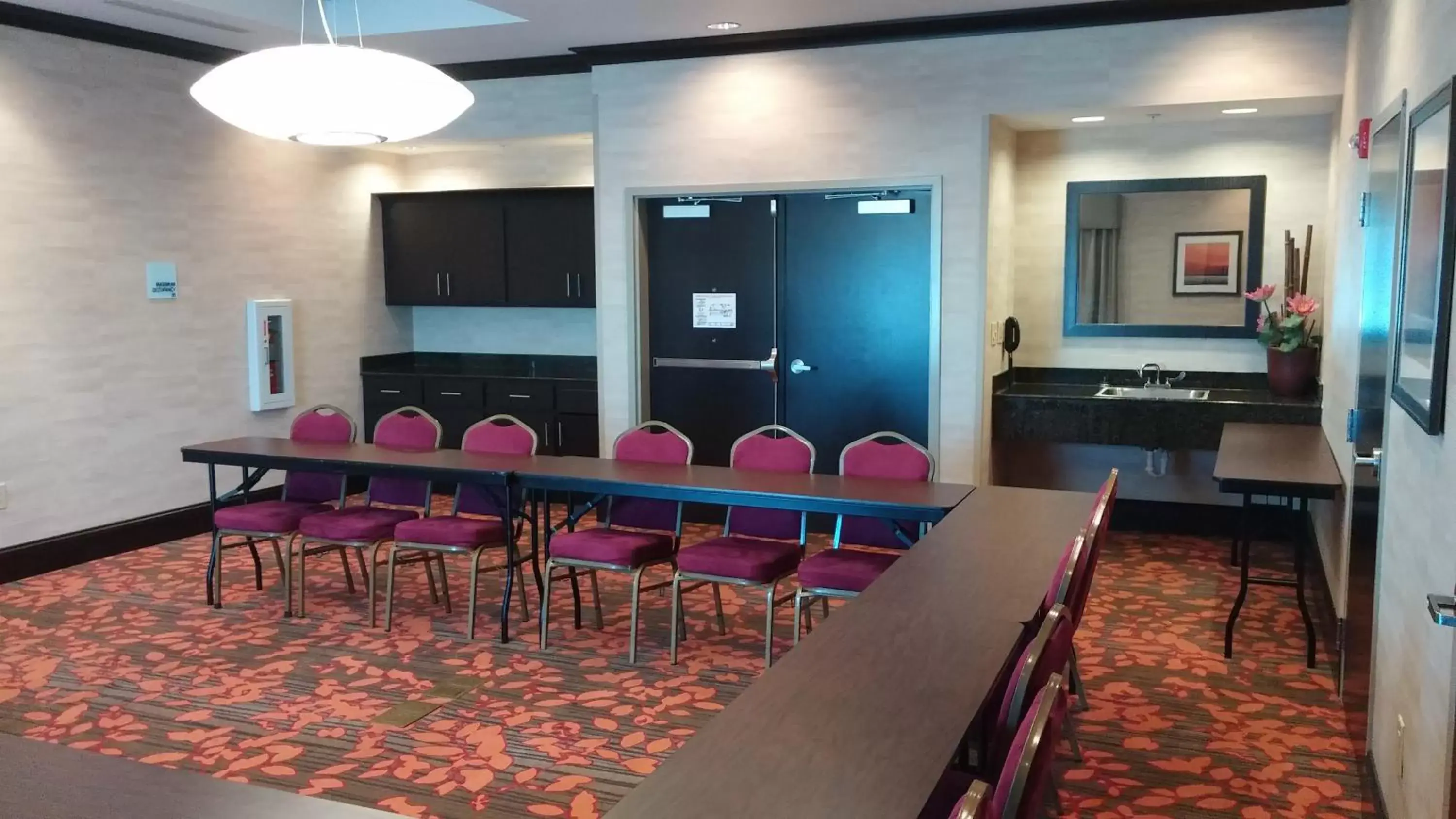 Meeting/conference room in Holiday Inn Express Augusta North, an IHG Hotel