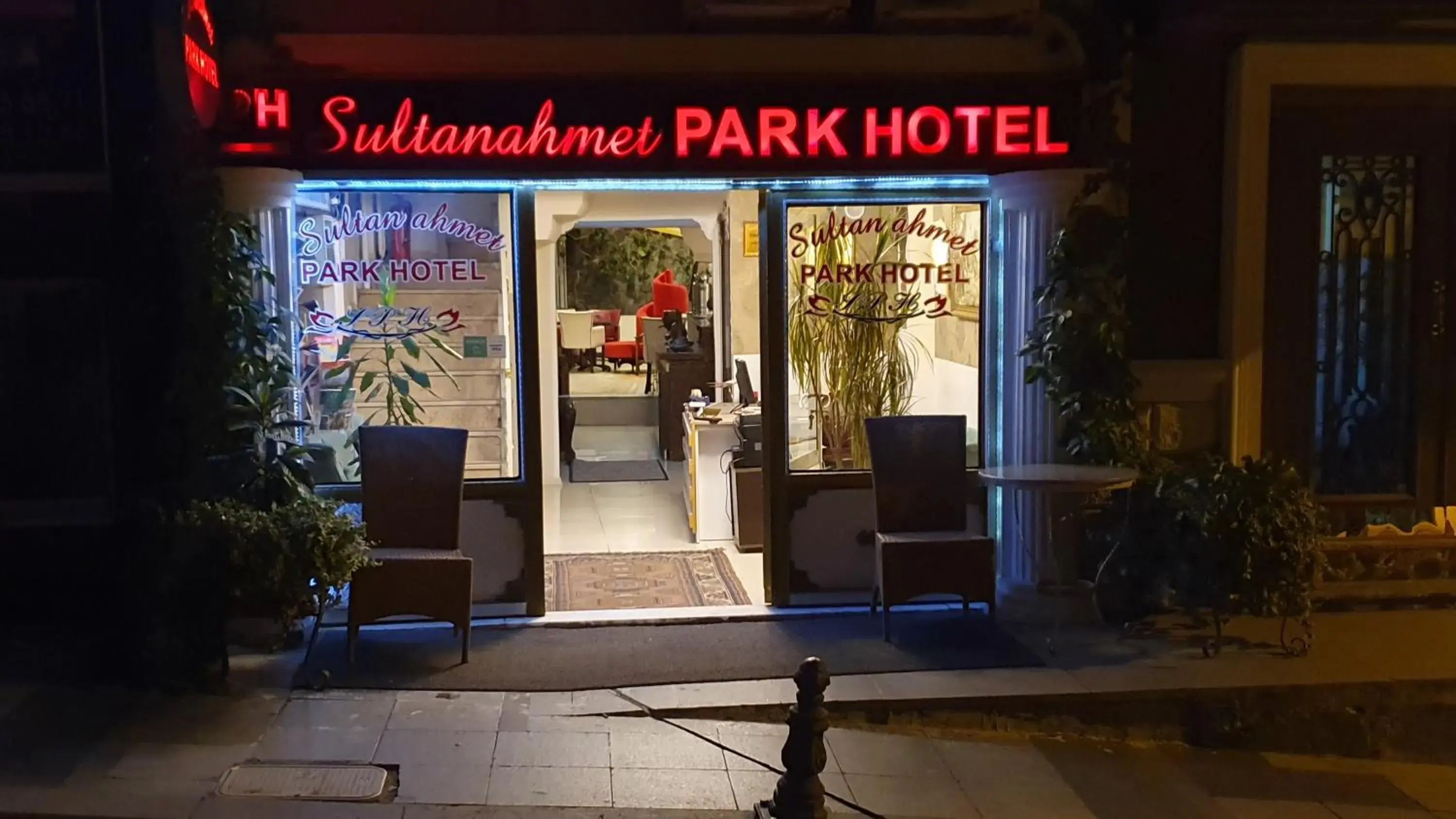 Facade/entrance in Sultanahmet Park Hotel
