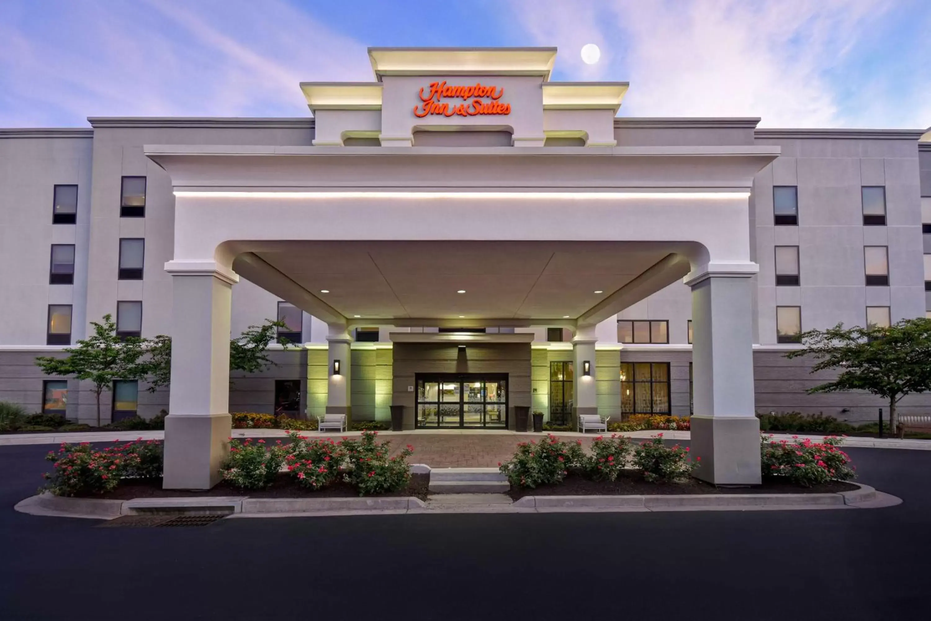 Property Building in Hampton Inn & Suites - Columbia South, MD