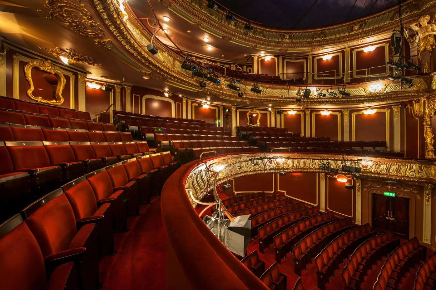 Area and facilities in Absolute Hotel Paris République