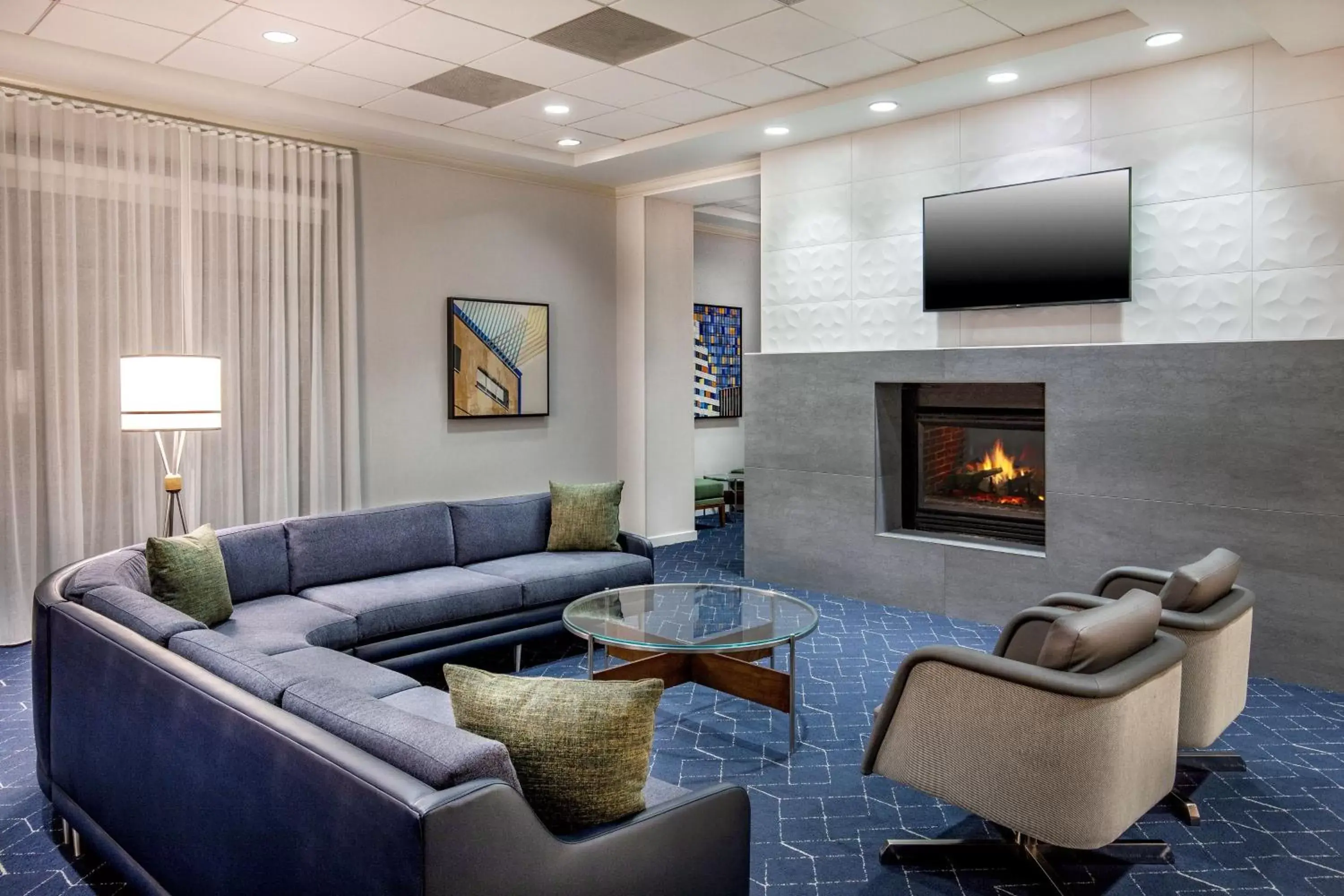 Lobby or reception, Seating Area in Courtyard by Marriott Boston Billerica Bedford