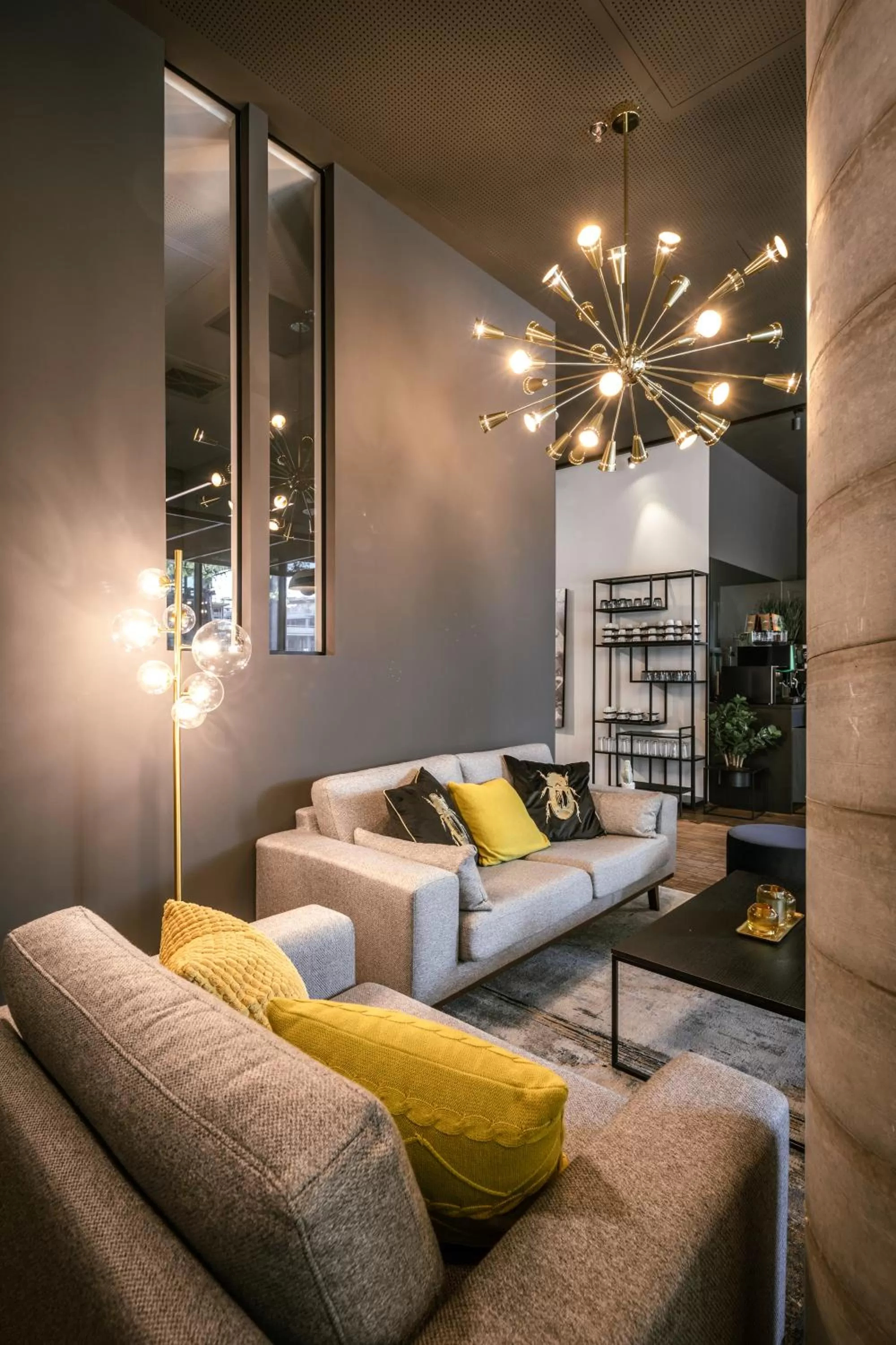 Lobby or reception, Bed in Adina Serviced Apartments Vienna