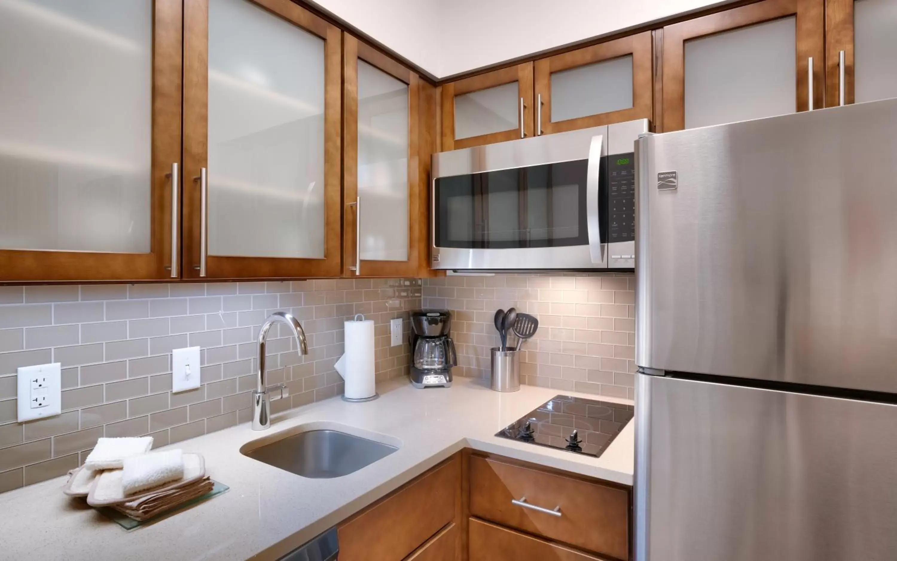 Photo of the whole room, Kitchen/Kitchenette in Staybridge Suites - Lehi - Traverse Ridge Center, an IHG Hotel