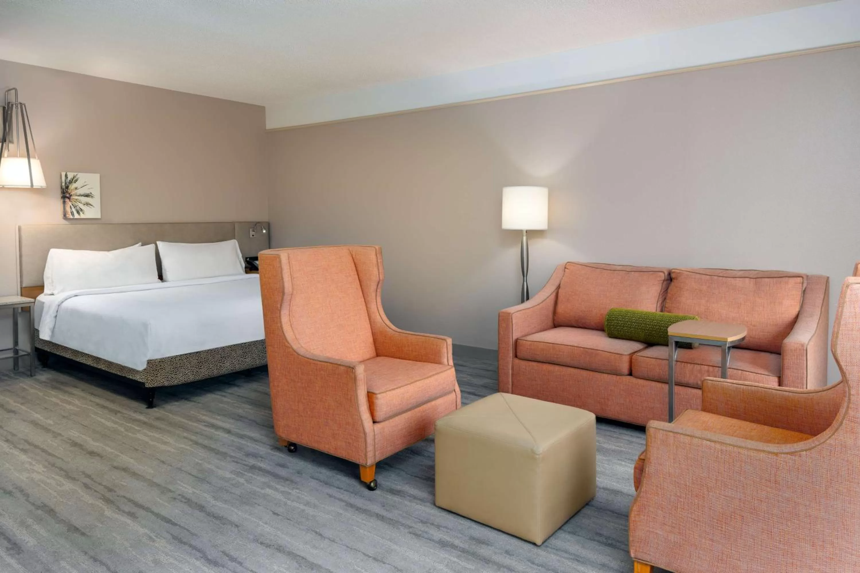 Living room, Bed in Hilton Garden Inn Ft. Lauderdale SW/Miramar