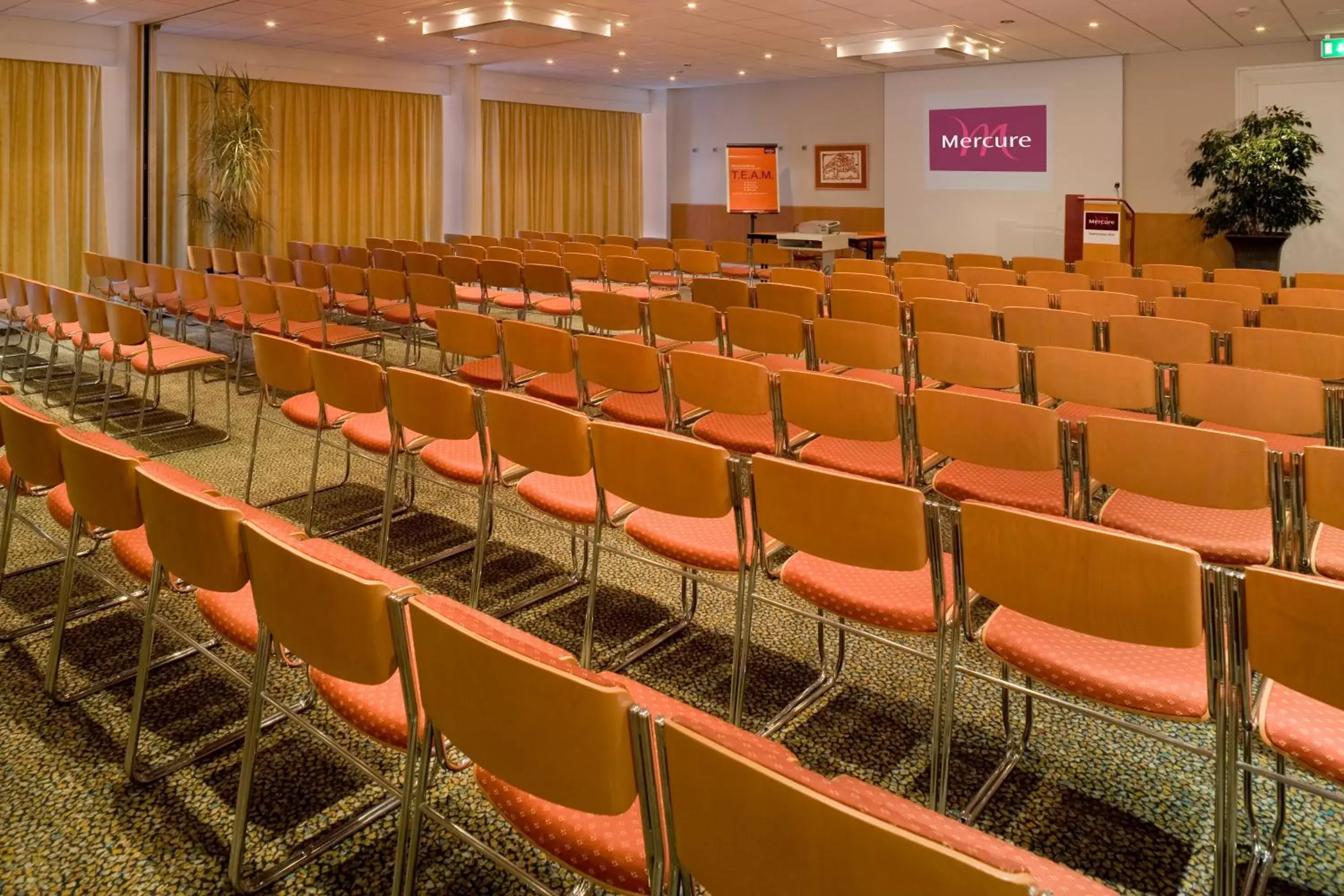 Business facilities in Mercure Hotel Saarbrücken Süd