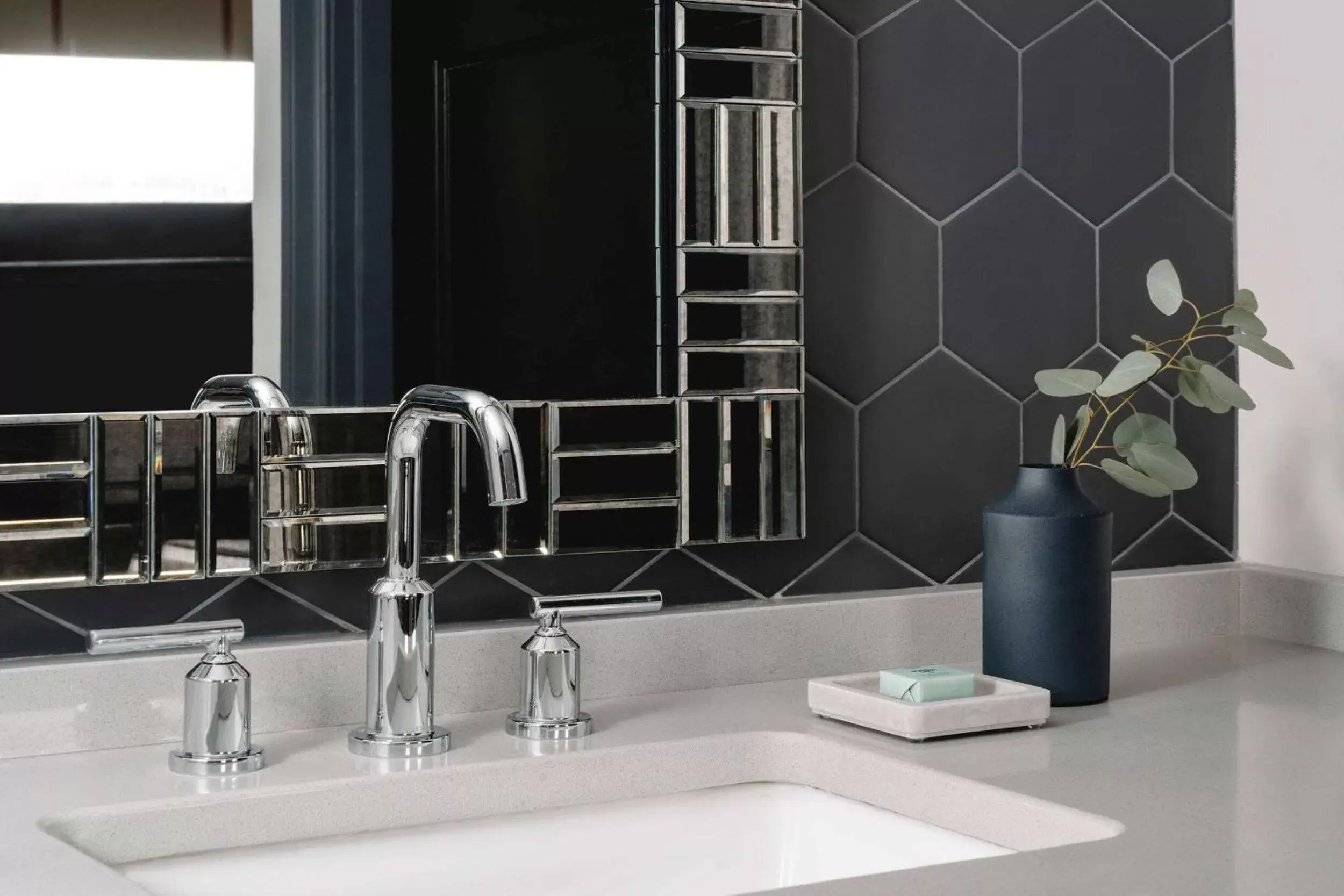 One-Bedroom King Suite - Non-Smoking in Hotel Morgan a Wyndham Hotel One-Bedroom King Suite - Non-Smoking in Hotel Morgan a Wyndham Hotel