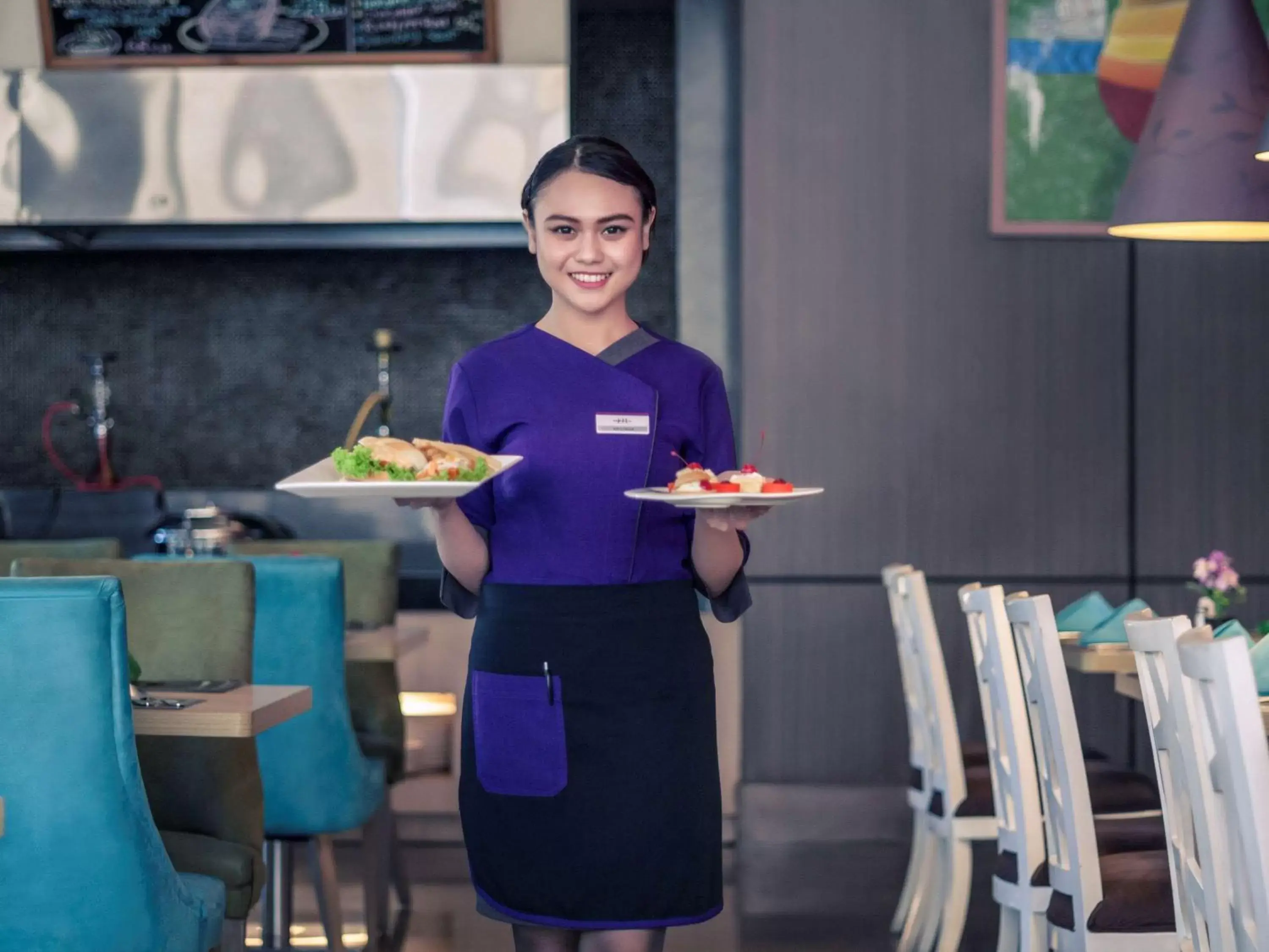 Restaurant/places to eat in Mercure Serpong Alam Sutera