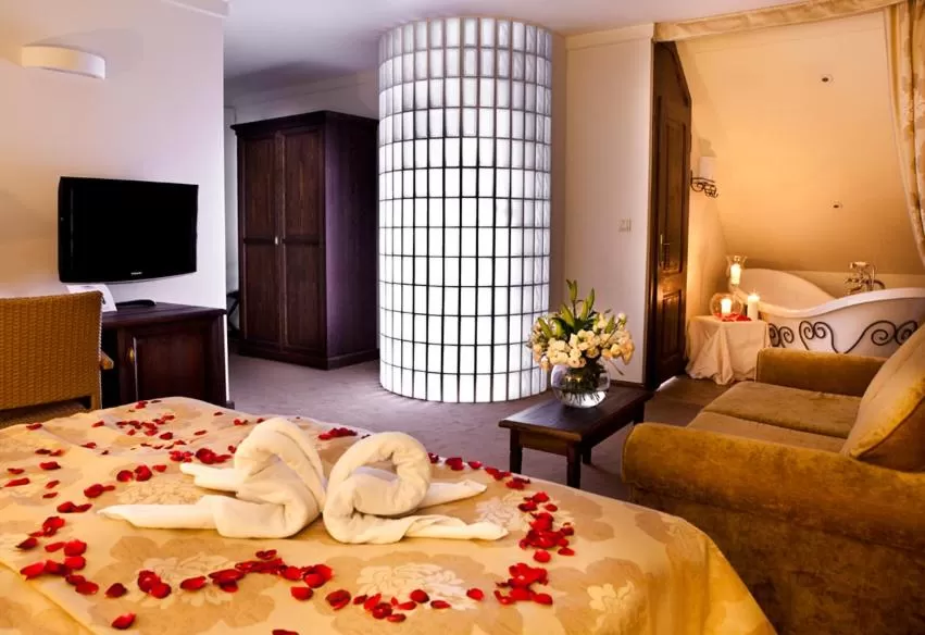 Photo of the whole room, Bed in Olandia