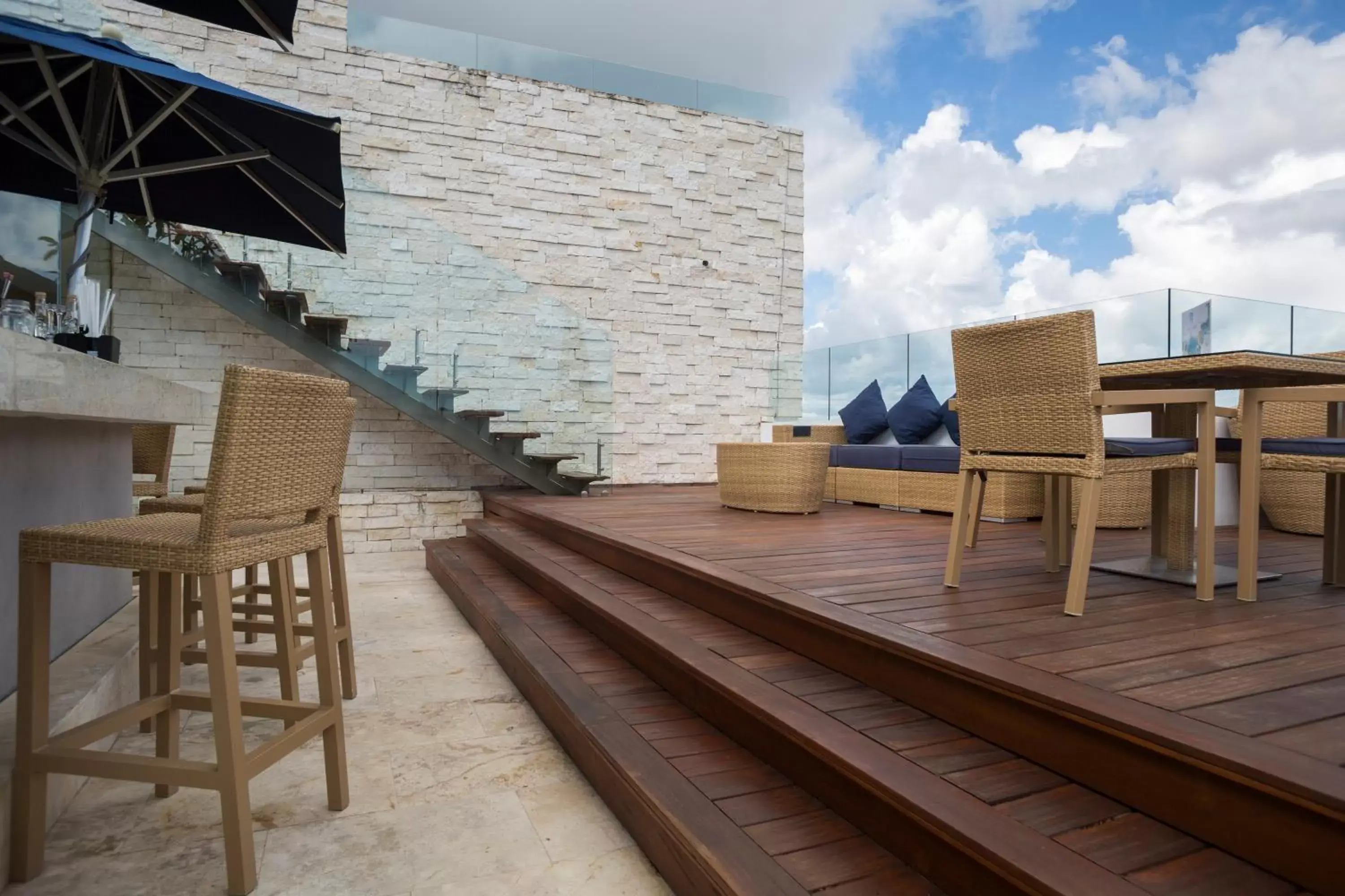 Balcony/Terrace in Anah Suites by Sunest