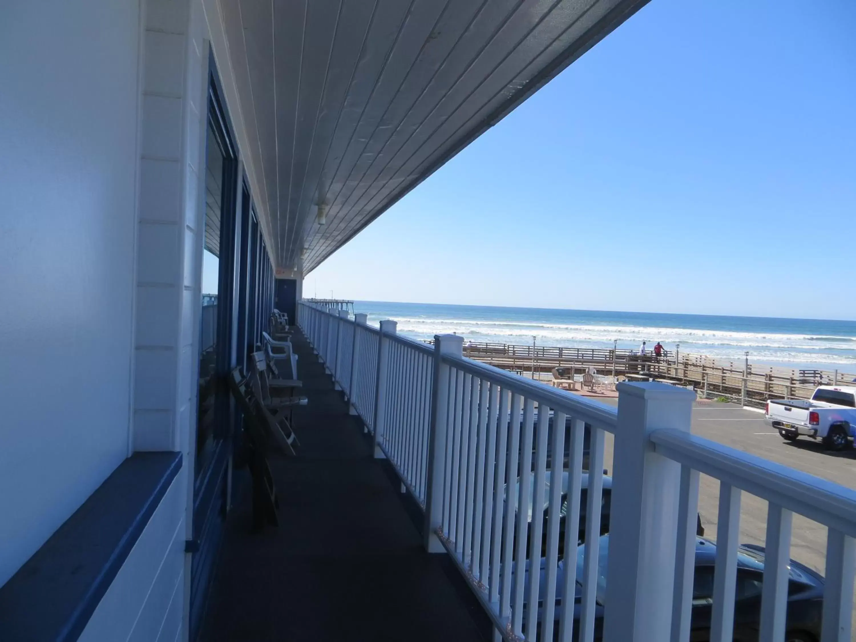 Day, Balcony/Terrace in Dolphin Cove Motel