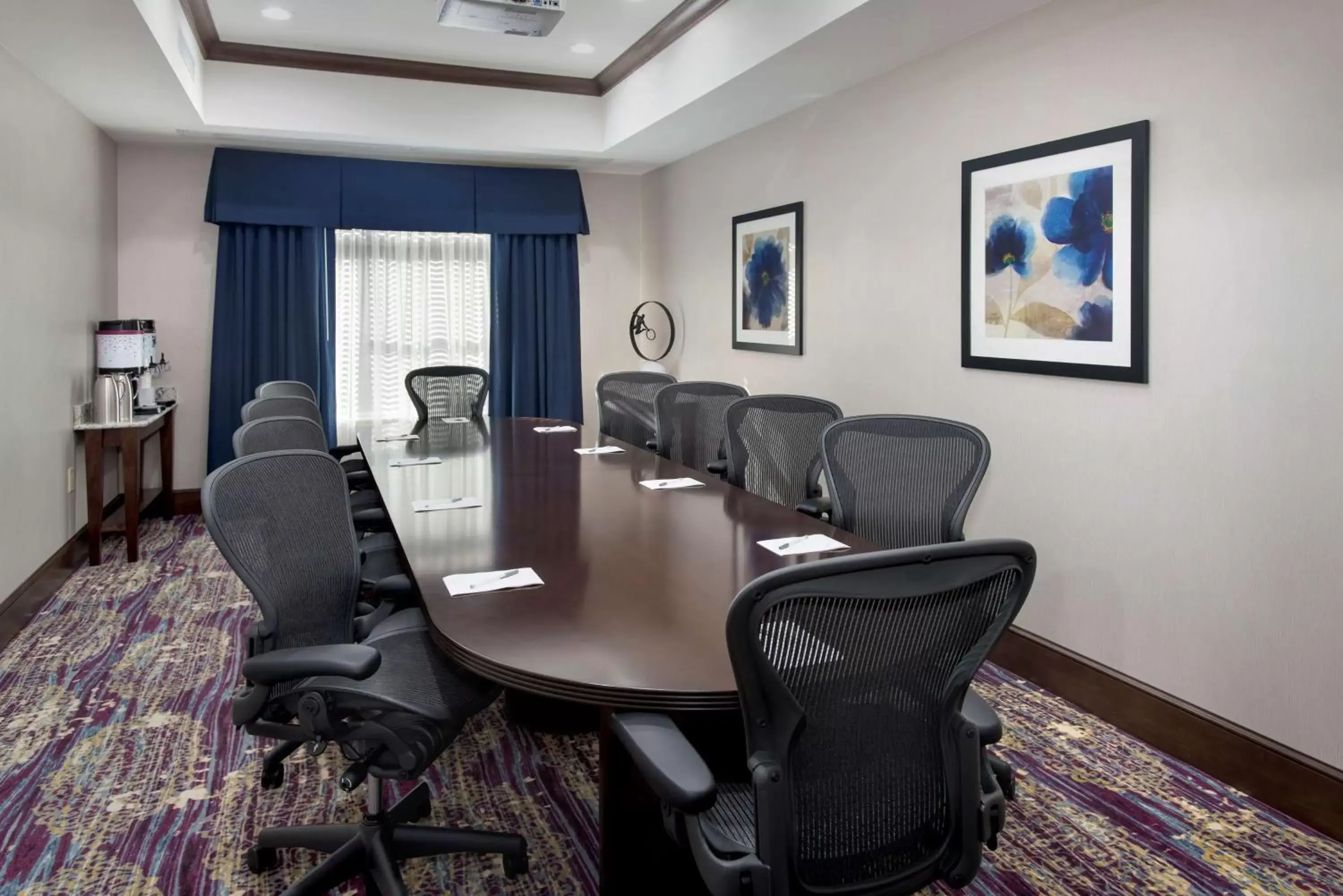 Meeting/conference room in Hampton Inn by Hilton New Paltz, NY