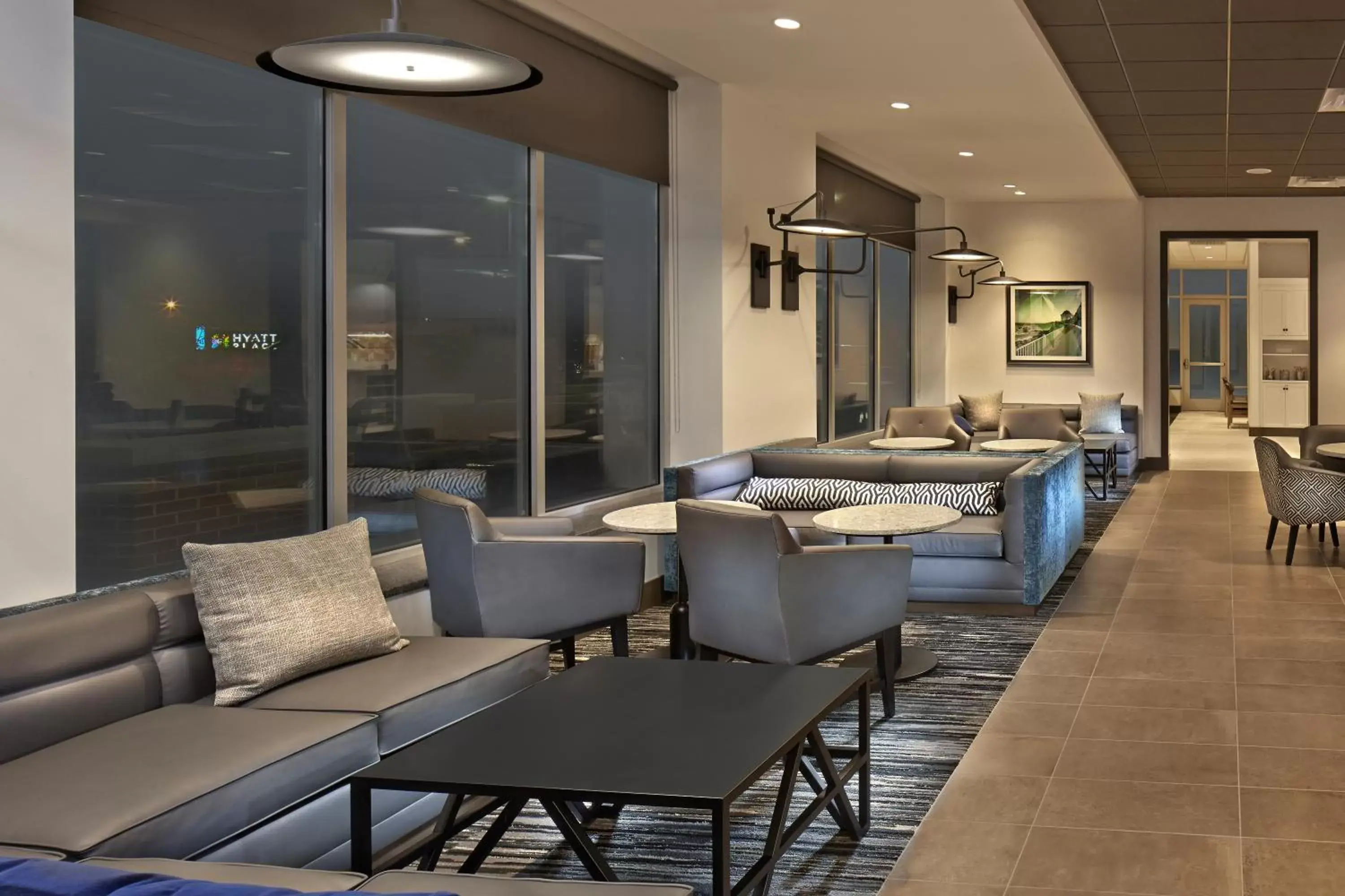Lobby or reception, Seating Area in Hyatt Place Warwick/Providence Airport