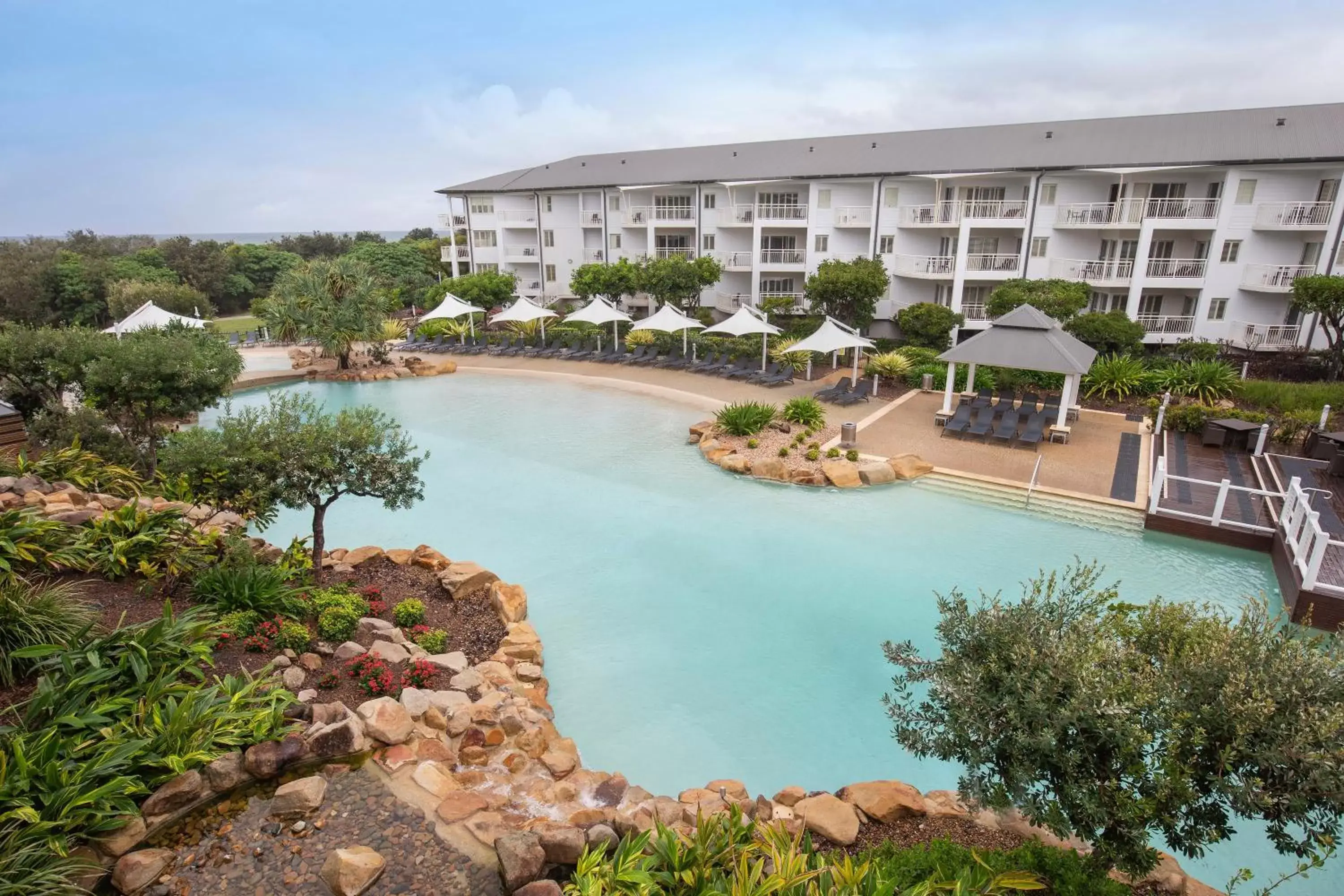 Swimming pool, Pool View in Mantra on Salt Beach