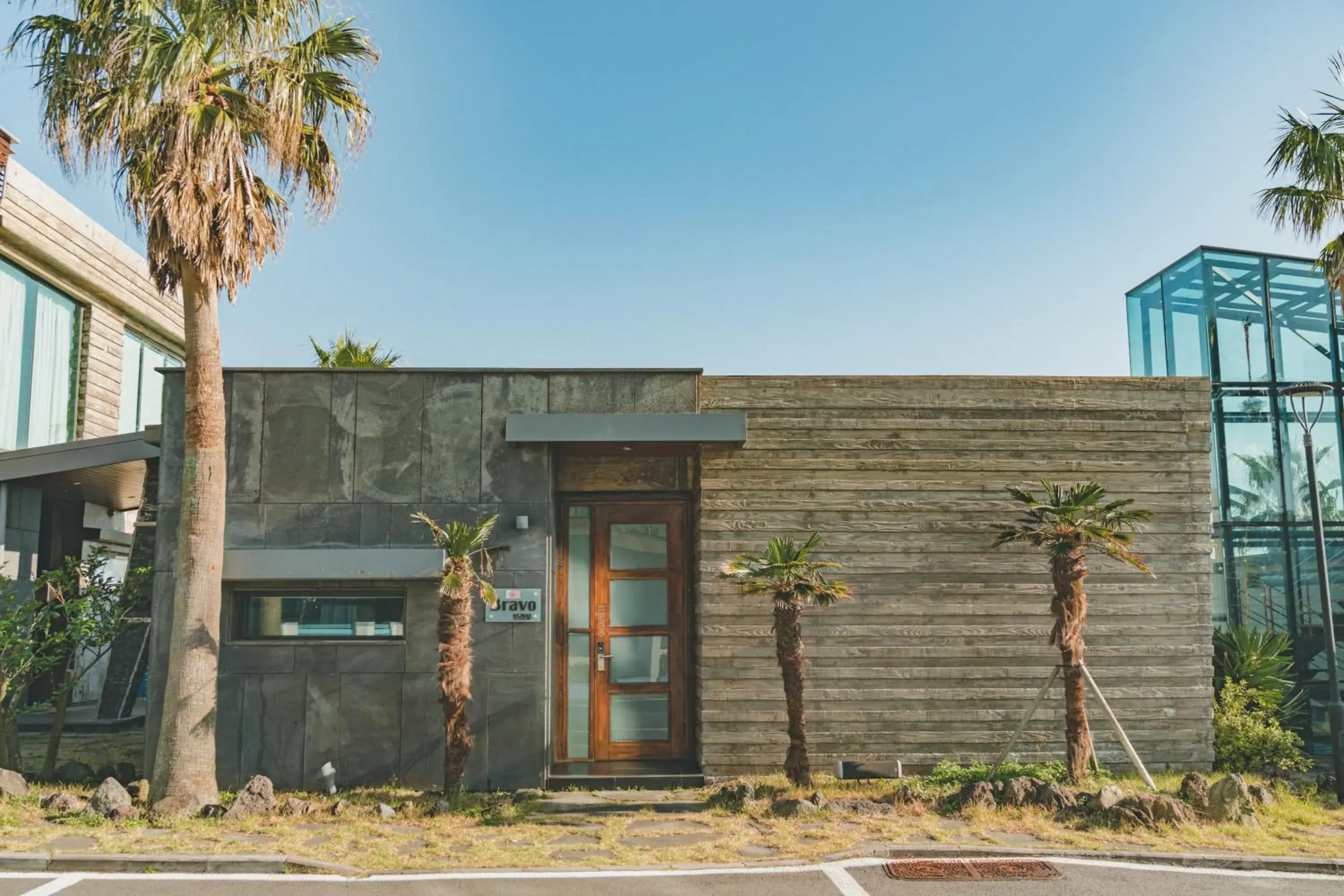 Property Building in Jeju Hotel Scarboro Property Building in Jeju Hotel Scarboro