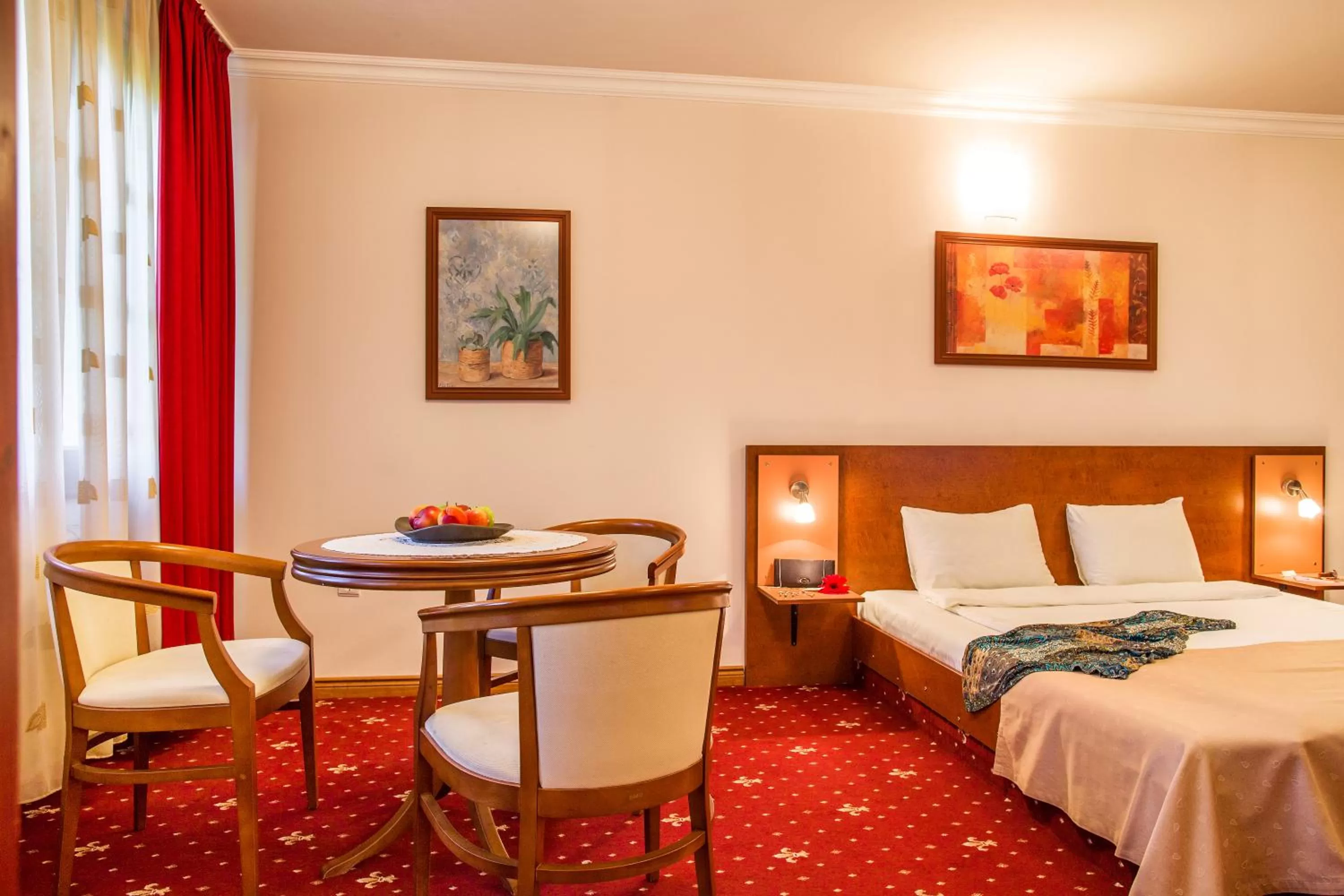 Dining area, Bed in Hotel Villa Boyana - Free Parking