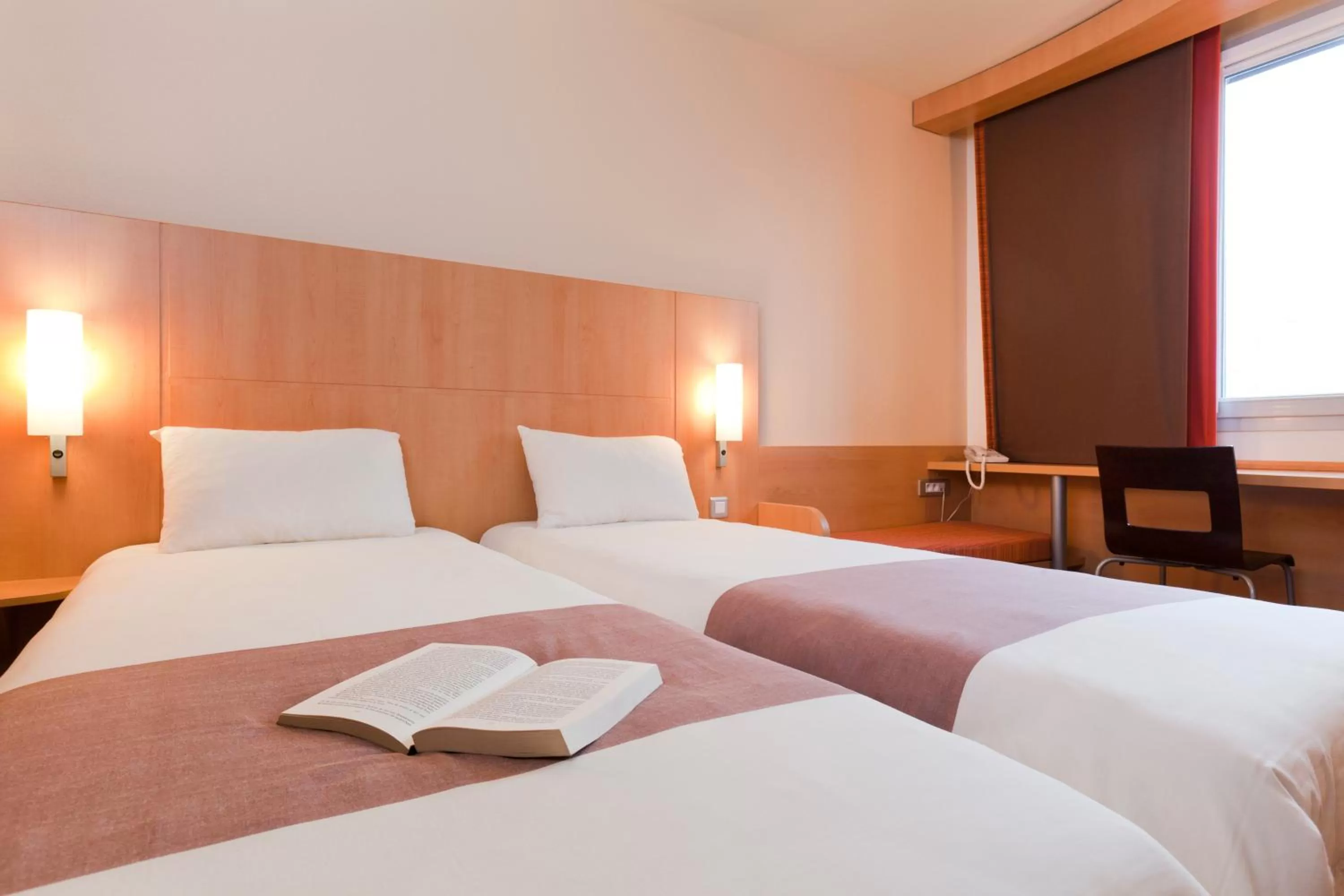 Bed in ibis Delémont