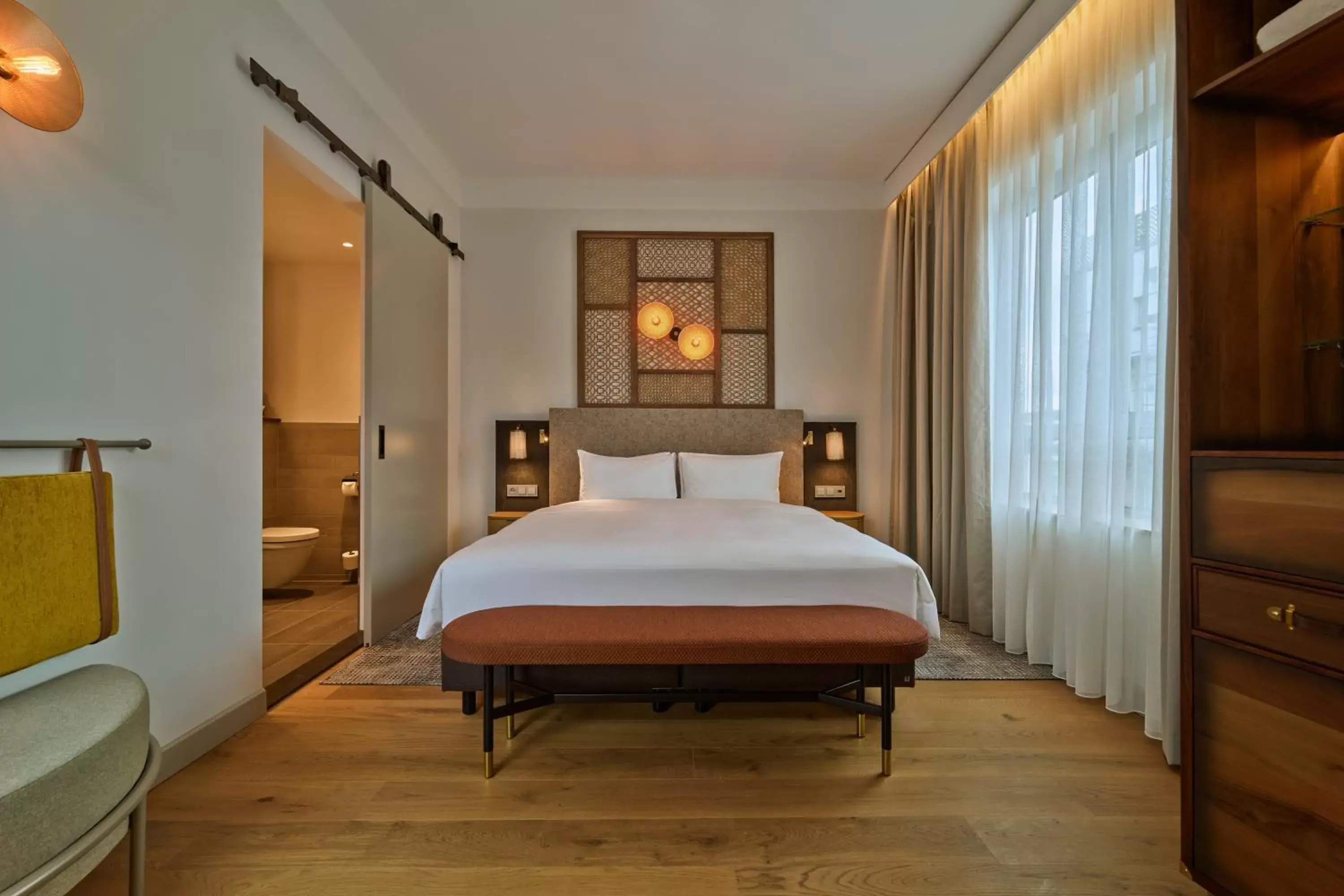 Bedroom, Bed in voco The Hague by IHG Bedroom, Bed in voco The Hague by IHG