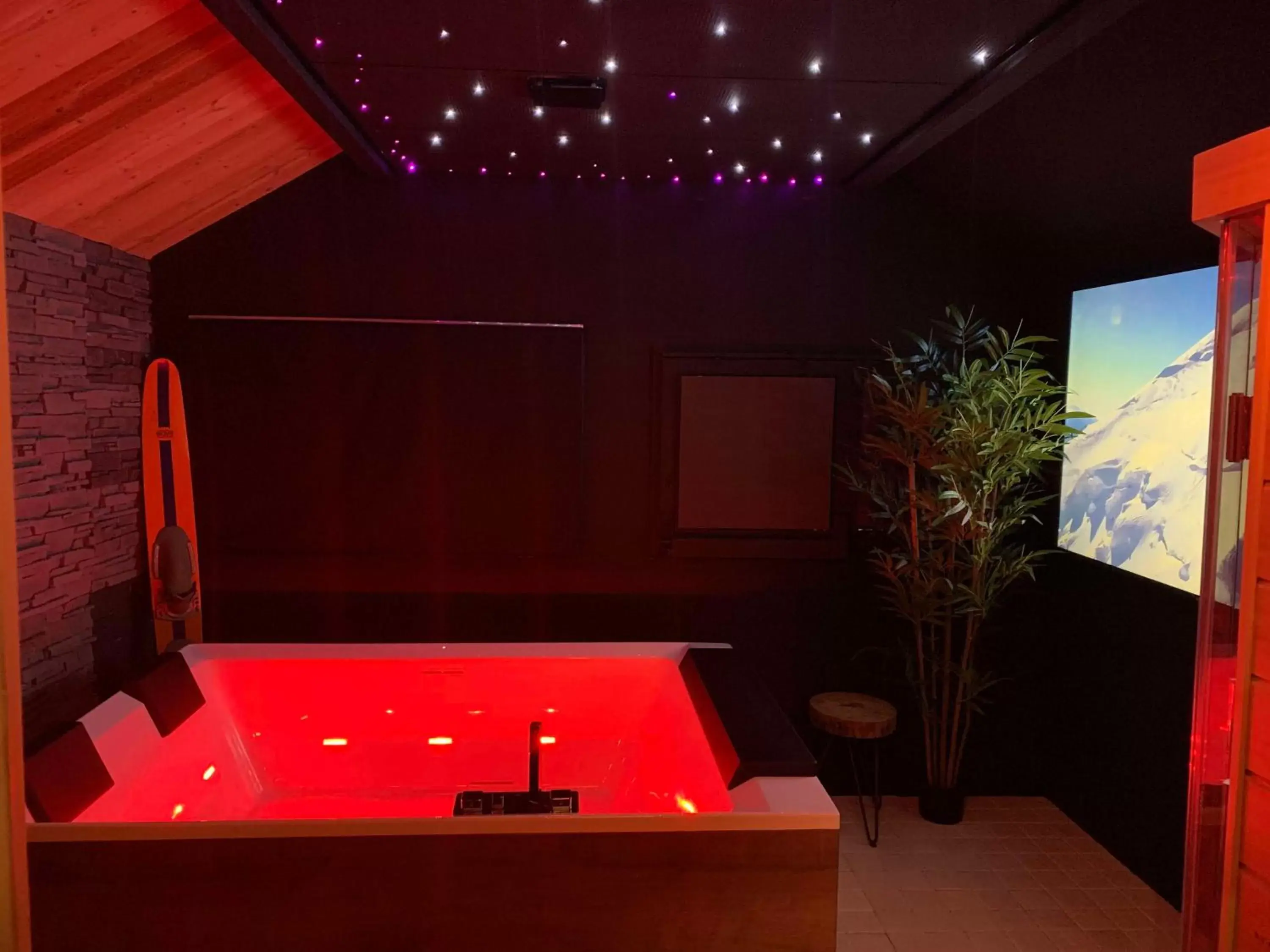 Spa and wellness centre/facilities in Sure Hotel by Best Western Annecy