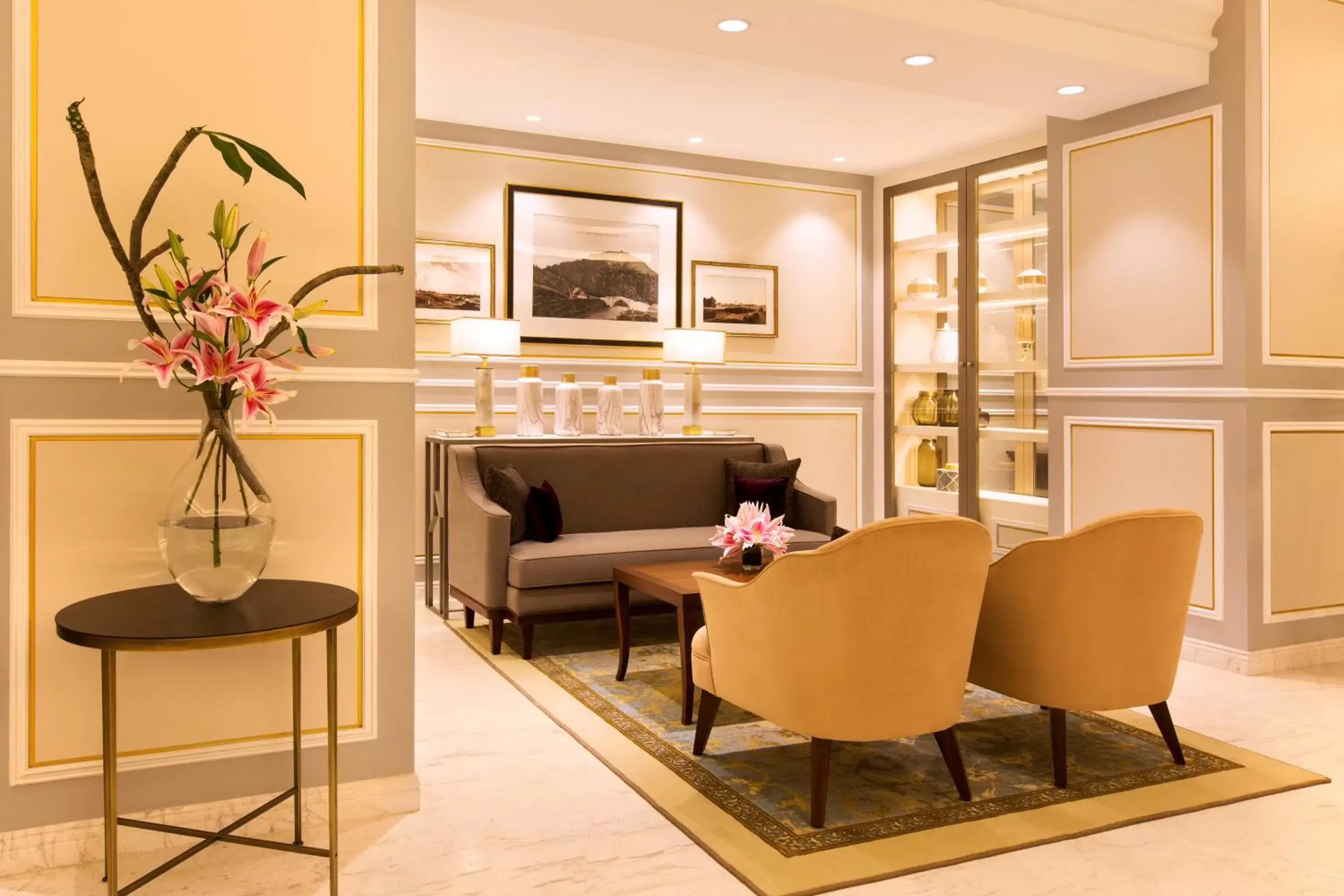 Lobby or reception in Taj Connemara, Chennai Lobby or reception in Taj Connemara, Chennai