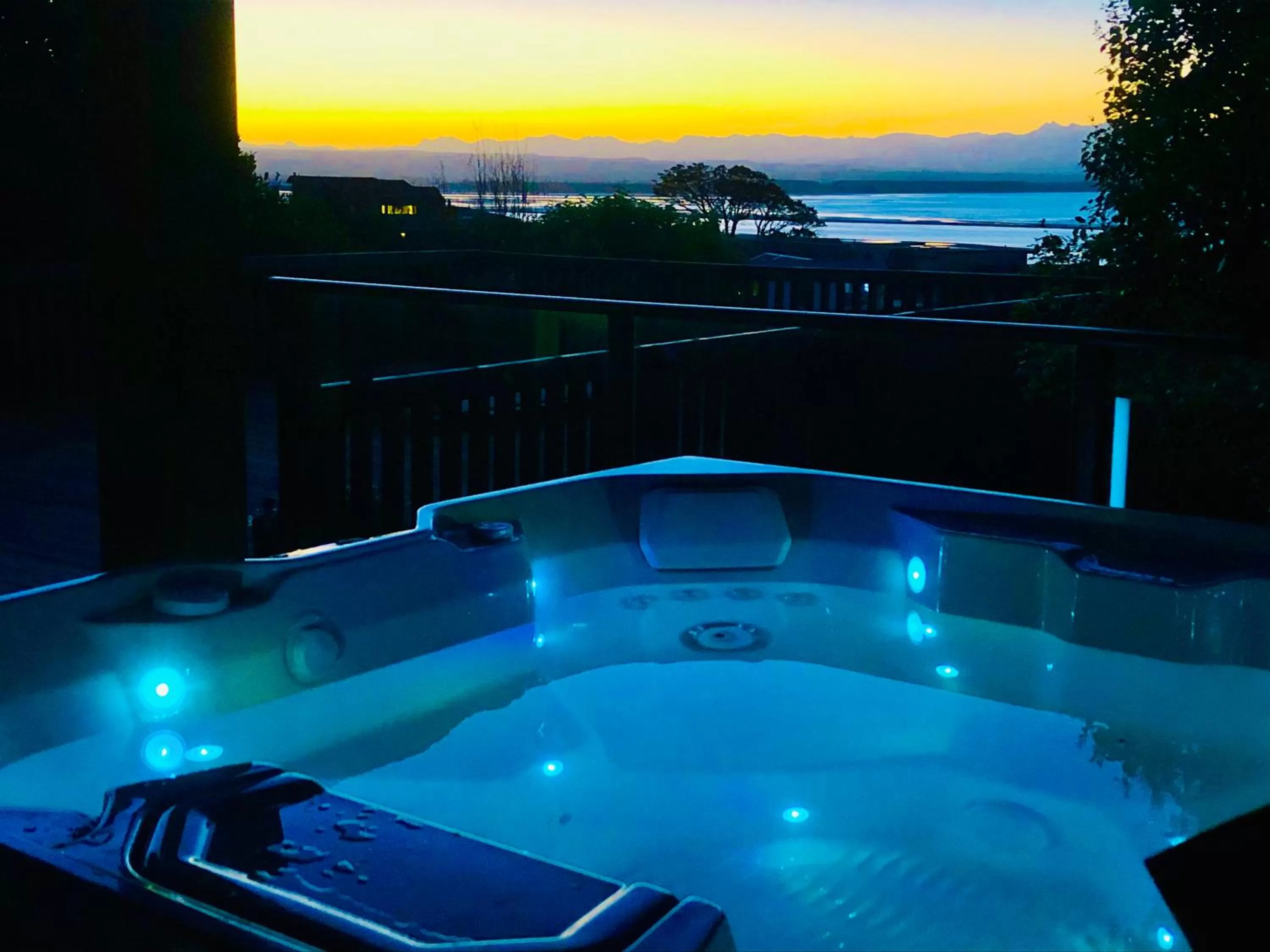 Spa and wellness centre/facilities, Sunrise/Sunset in Studio & Cabin on Whitby