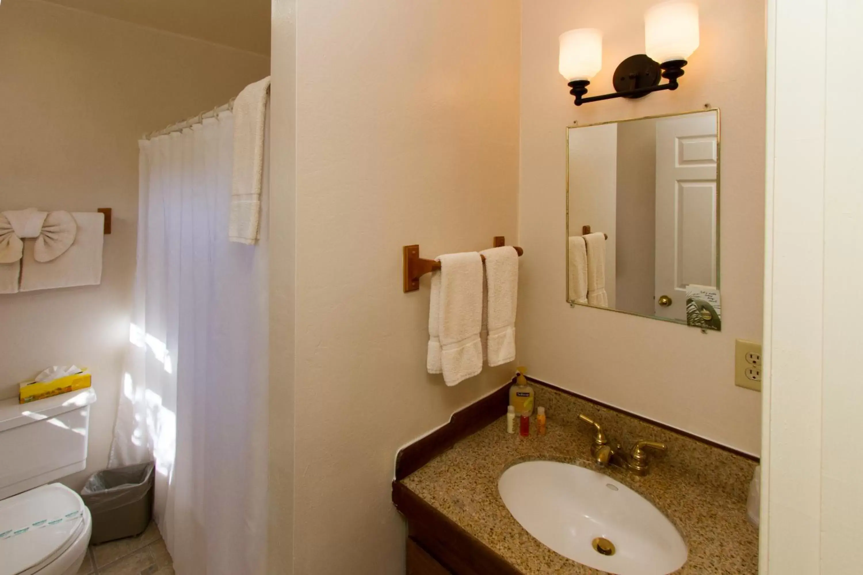 Bathroom in Sweetwater Inn and Spa