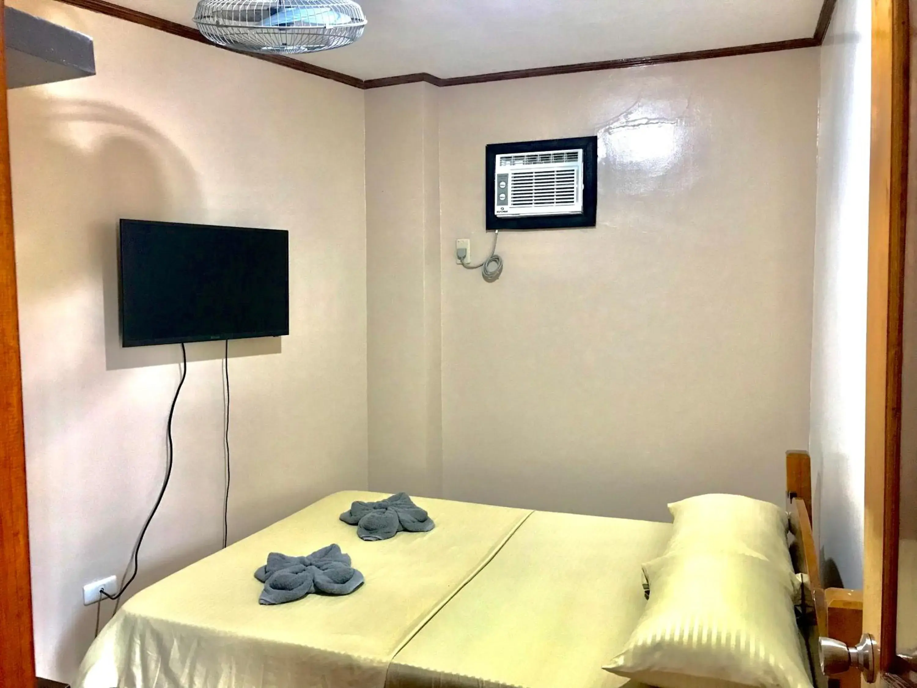 Bedroom, Bed in Badladz Staycation Condos