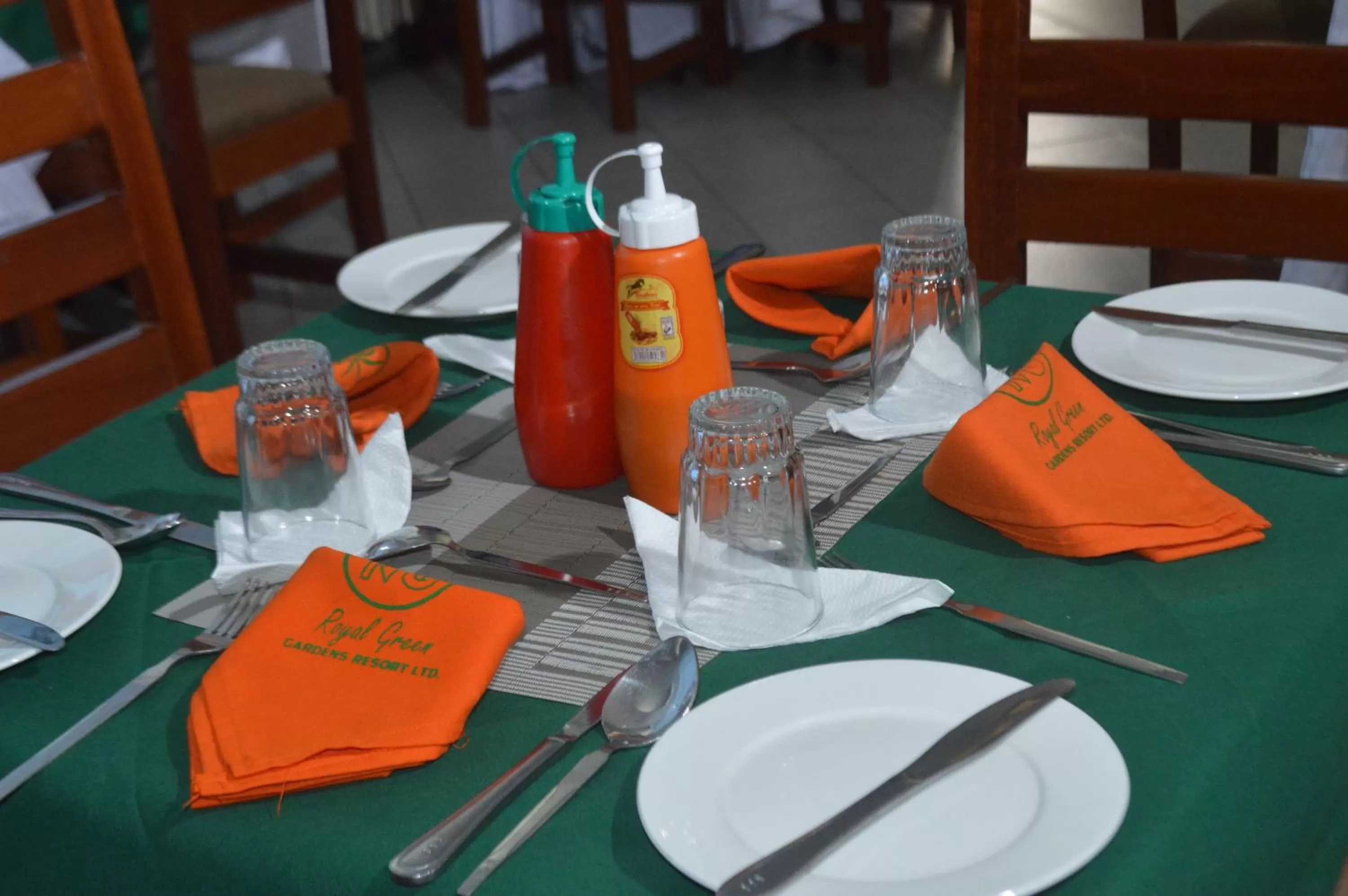 Breakfast, Restaurant/Places to Eat in Royal Green Gardens Resort