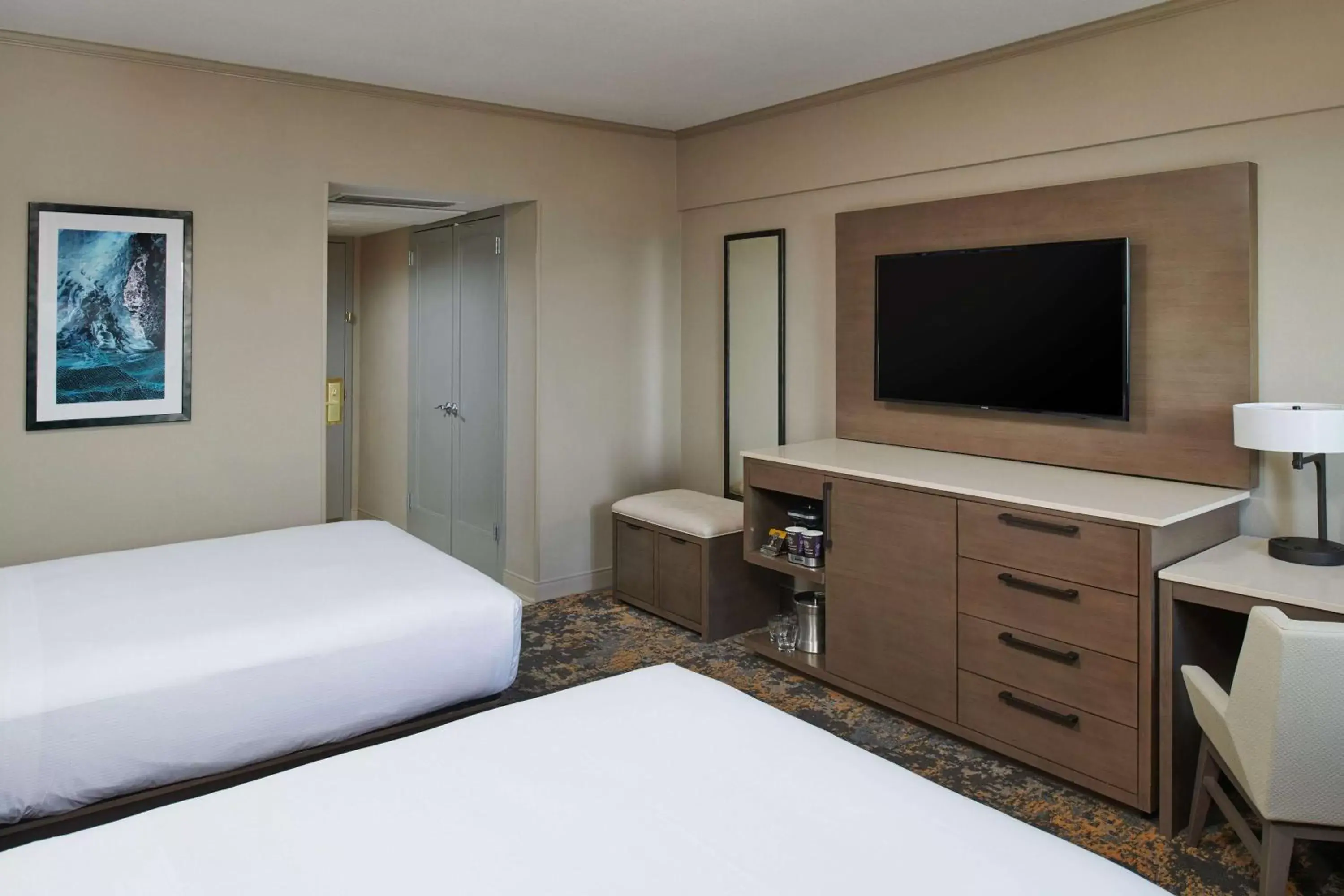 Bed in Hilton Anchorage Bed in Hilton Anchorage