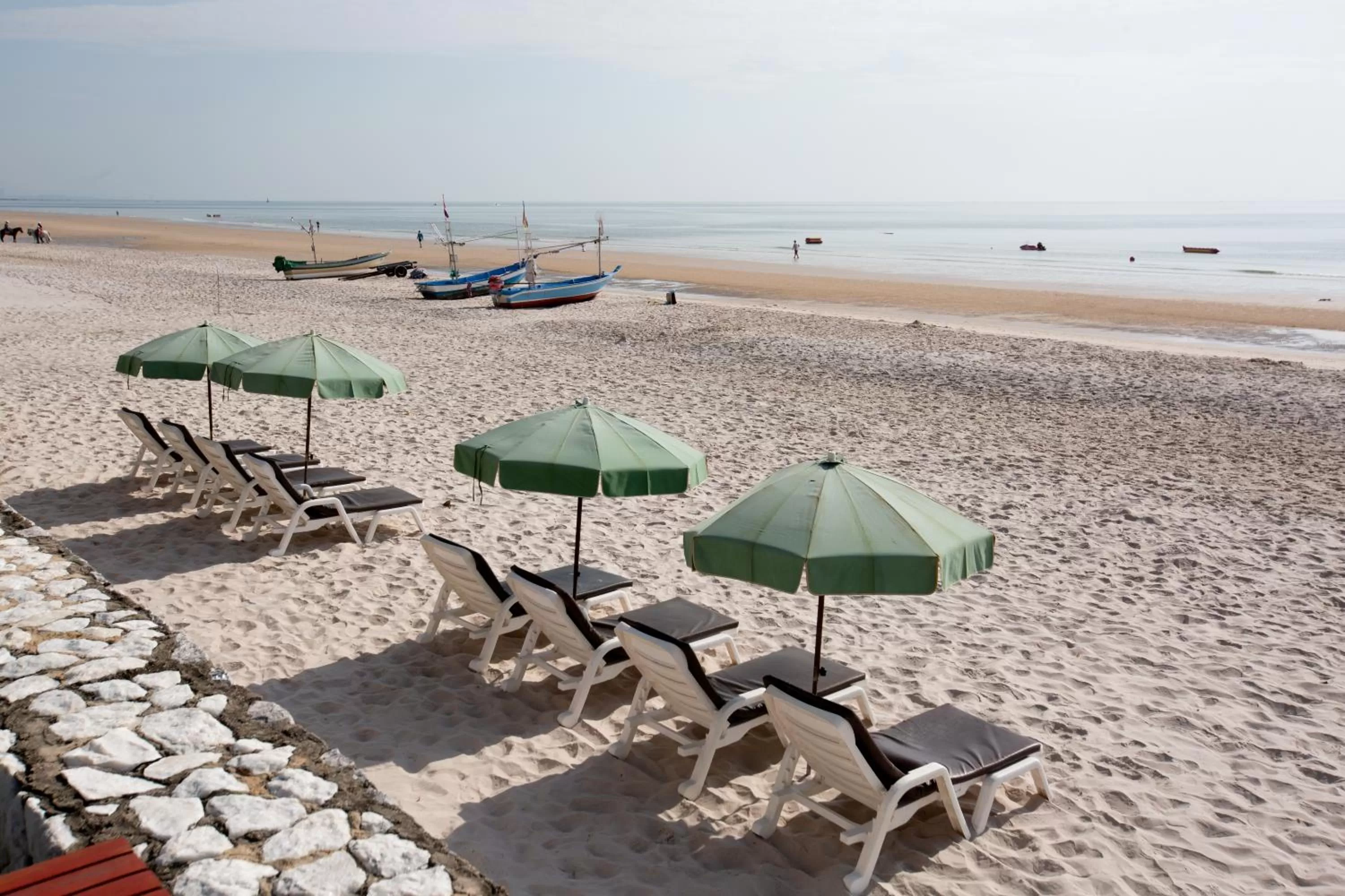 Beach in Sailom Hotel Hua Hin - SHA Extra Plus