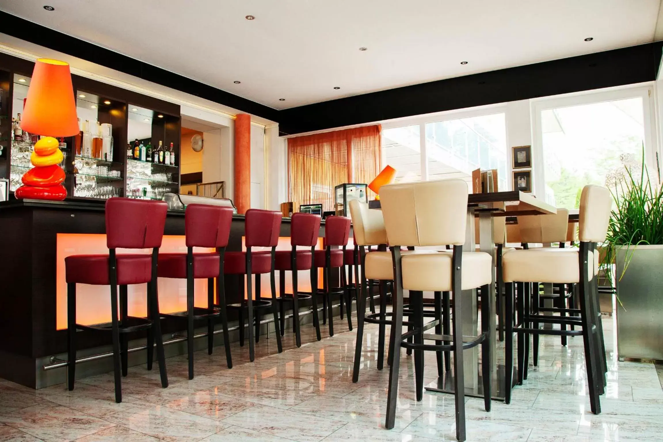 Lounge or bar, Restaurant/Places to Eat in Hotel Plattenwirt