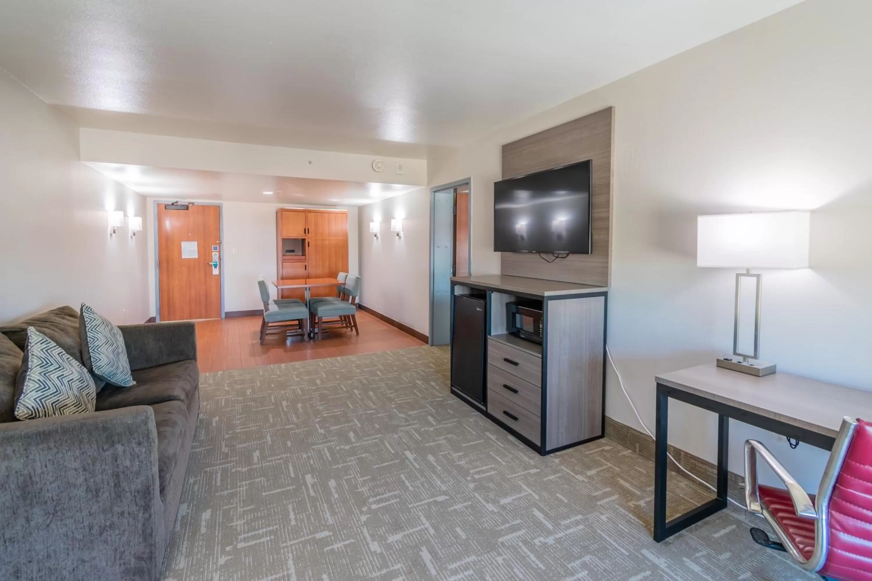 TV and multimedia, TV/Entertainment Center in Clarion Pointe Galveston Seawall