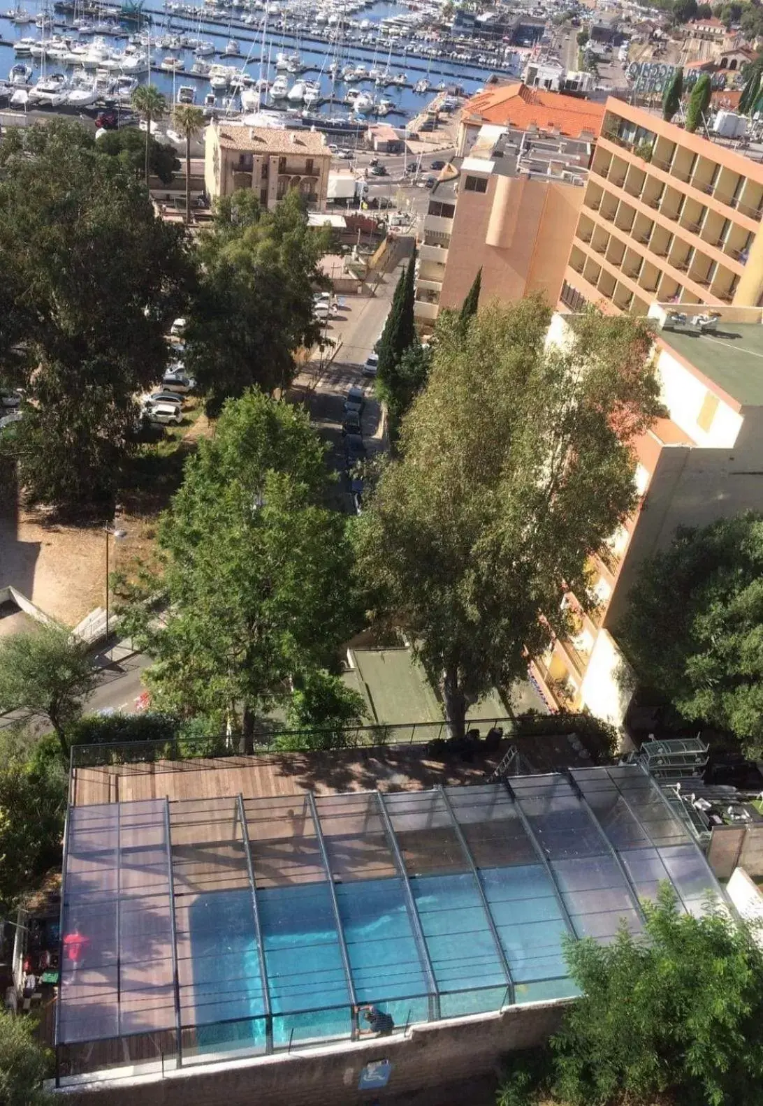 Bird's eye view, Pool View in Castel Vecchio