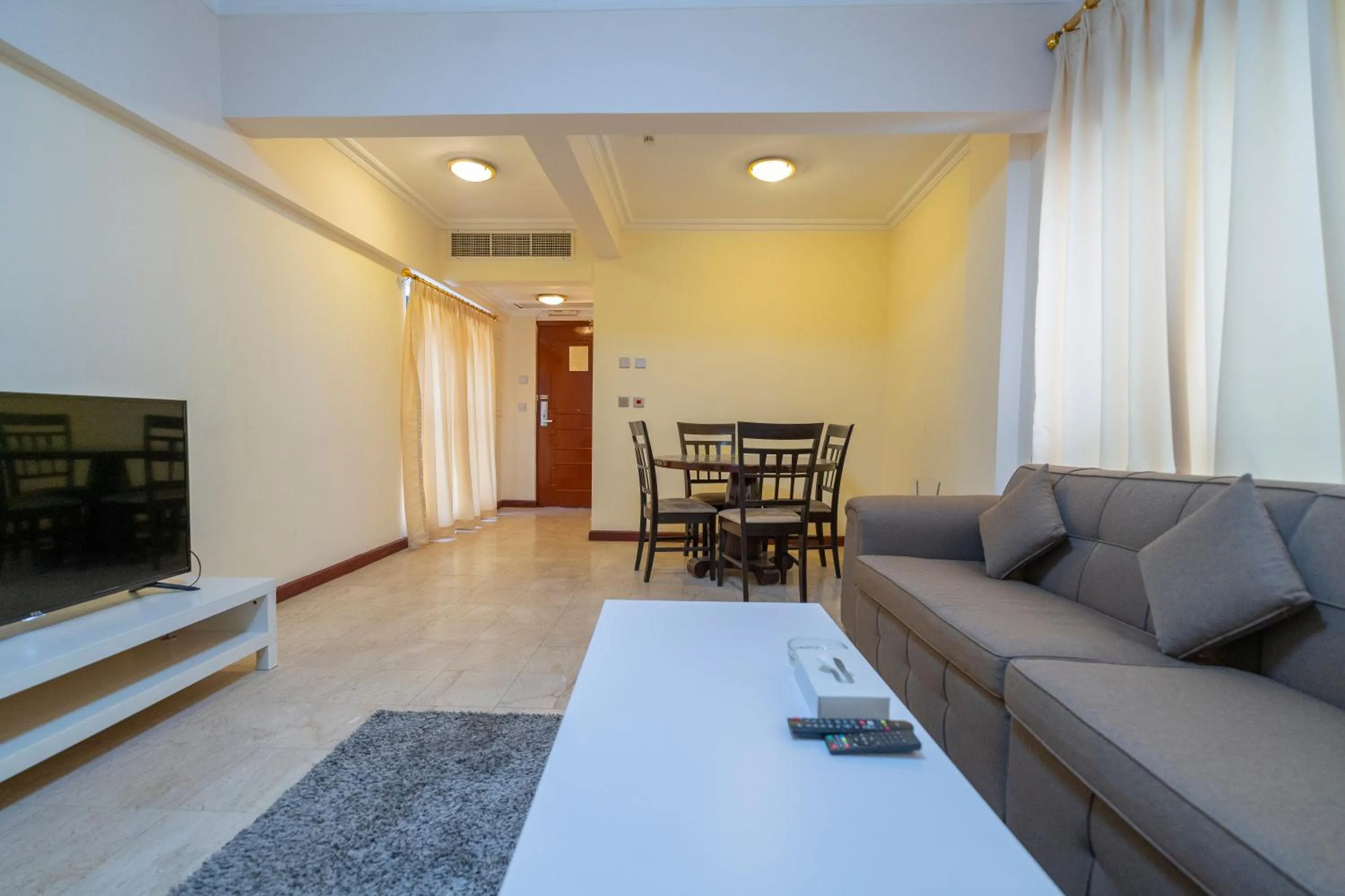 TV and multimedia in Majestic Hotel