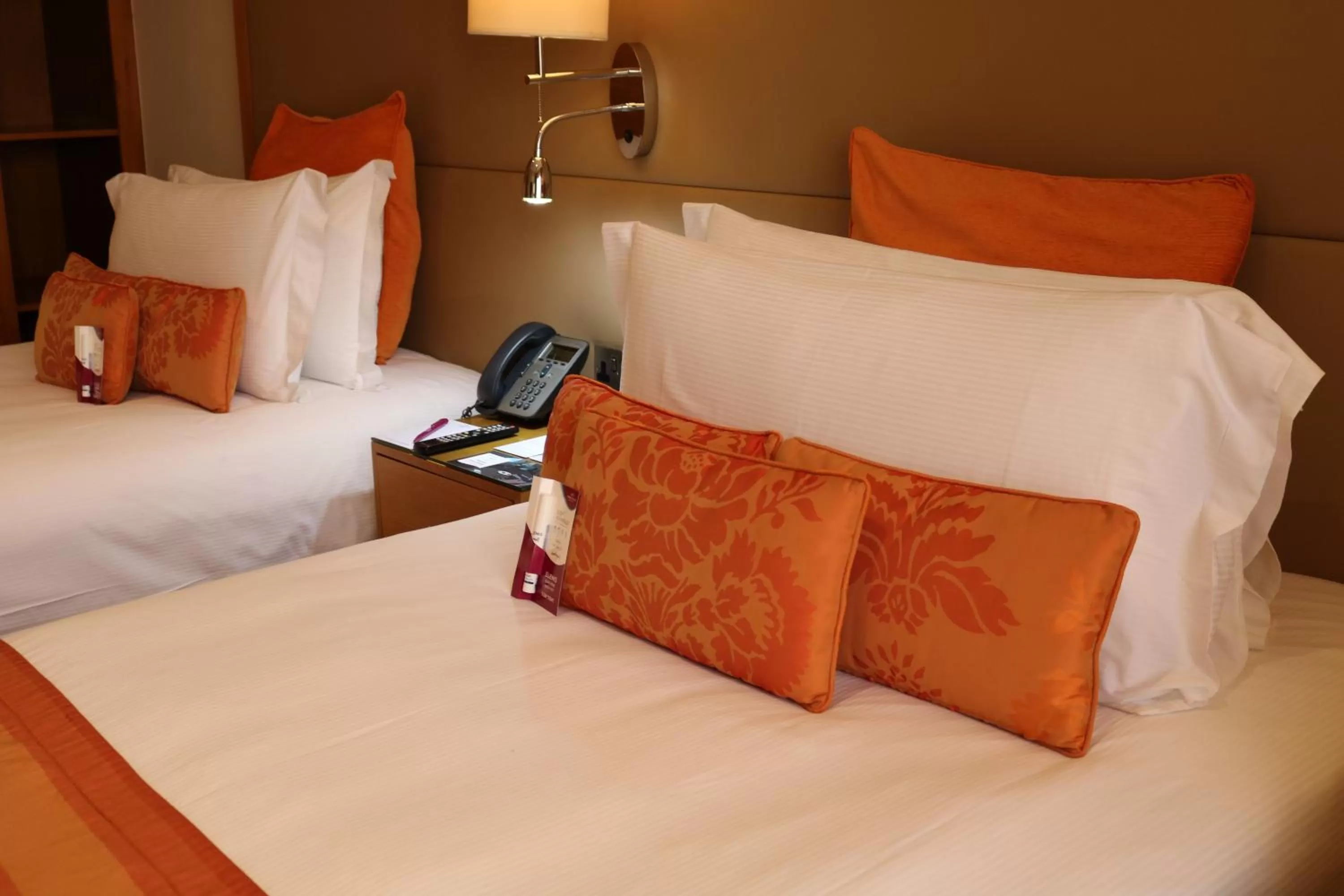 Photo of the whole room, Bed in Crowne Plaza Sohar by IHG