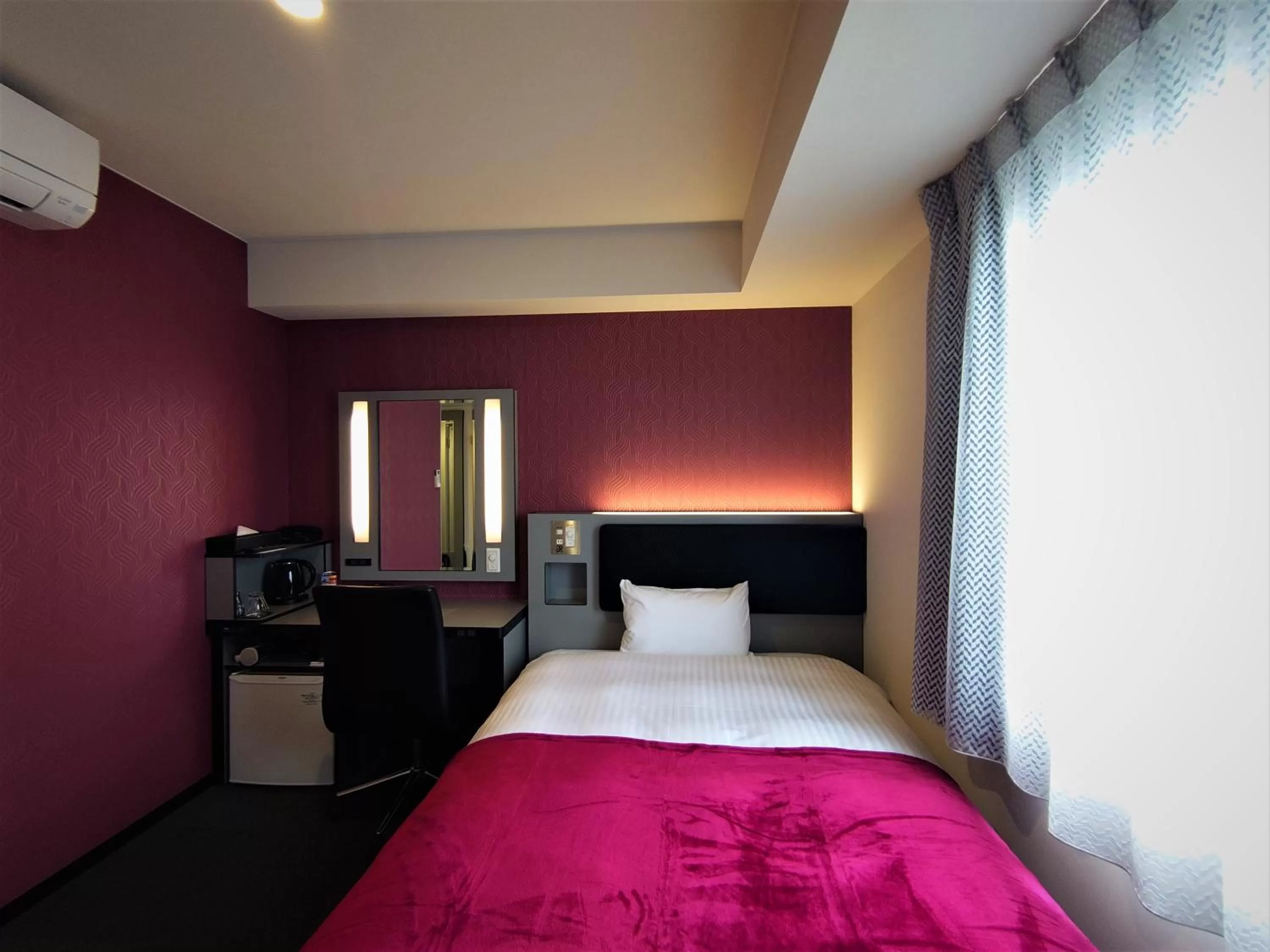 Photo of the whole room, Bed in Green Rich Hotel Matsue Station Across - Artificial hot spring Futamata Yunohana