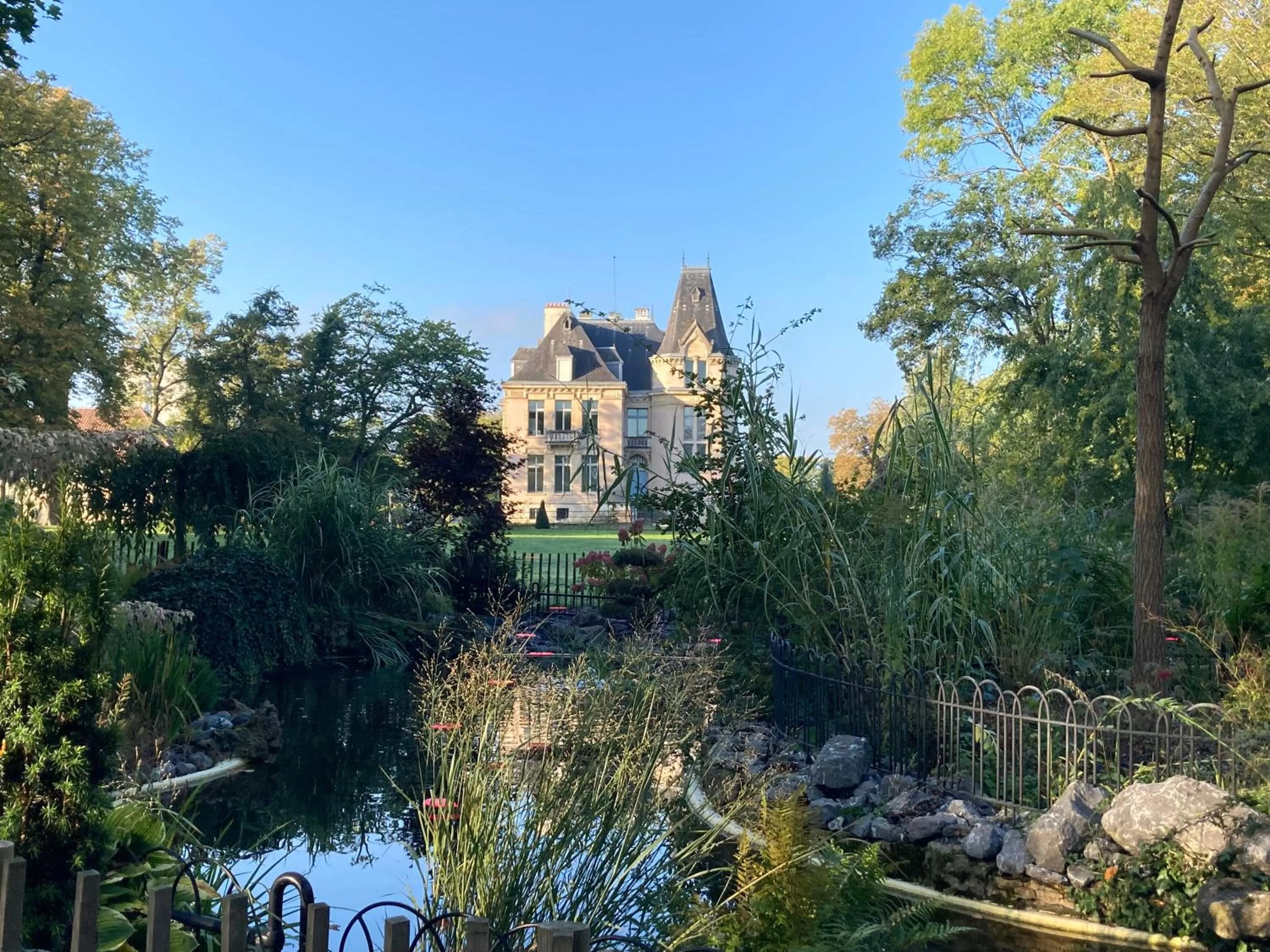 Neighbourhood in Maison d'hotes L'atelier du Charmois