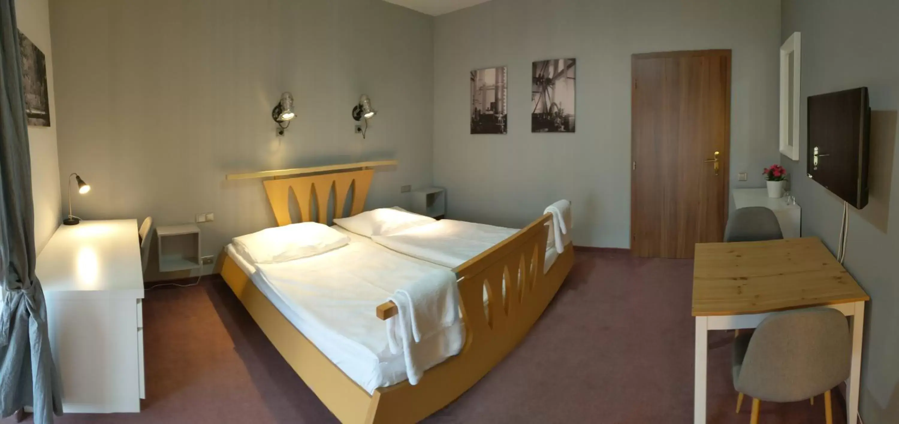 Bed in Hotel Antoň