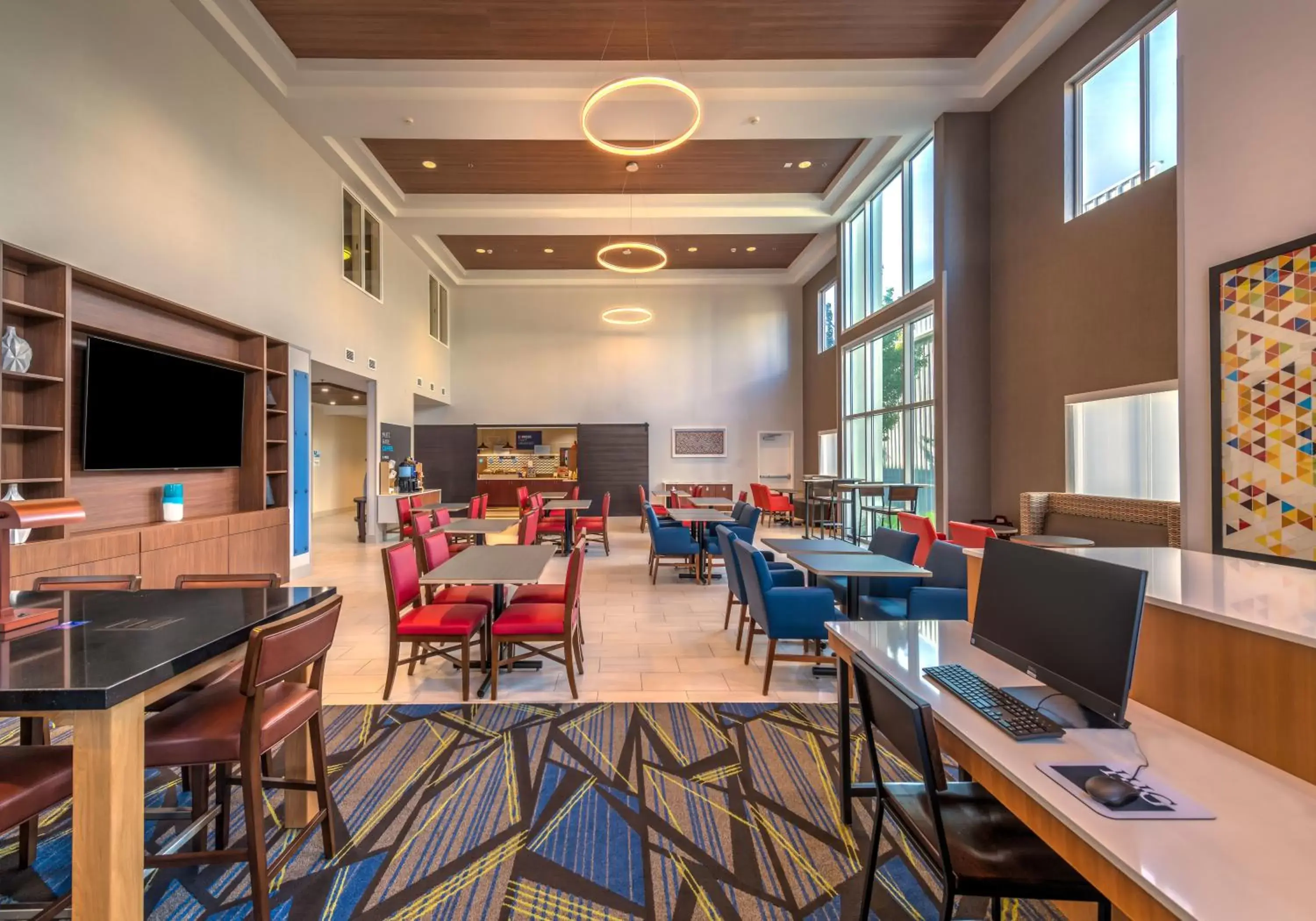Breakfast, Restaurant/Places to Eat in Holiday Inn Express Reno Airport, an IHG Hotel