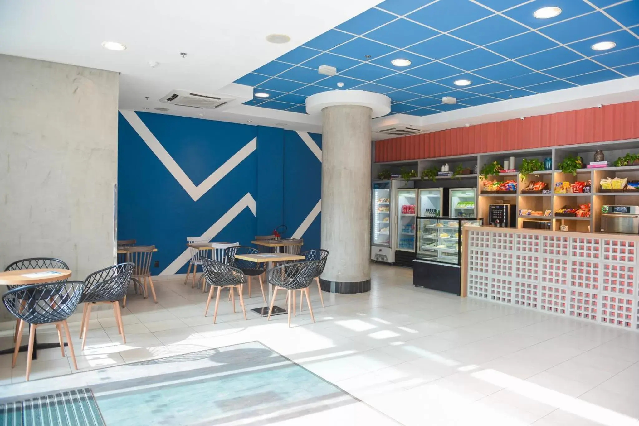 Restaurant/places to eat in ibis budget Rio de Janeiro Centro Restaurant/places to eat in ibis budget Rio de Janeiro Centro