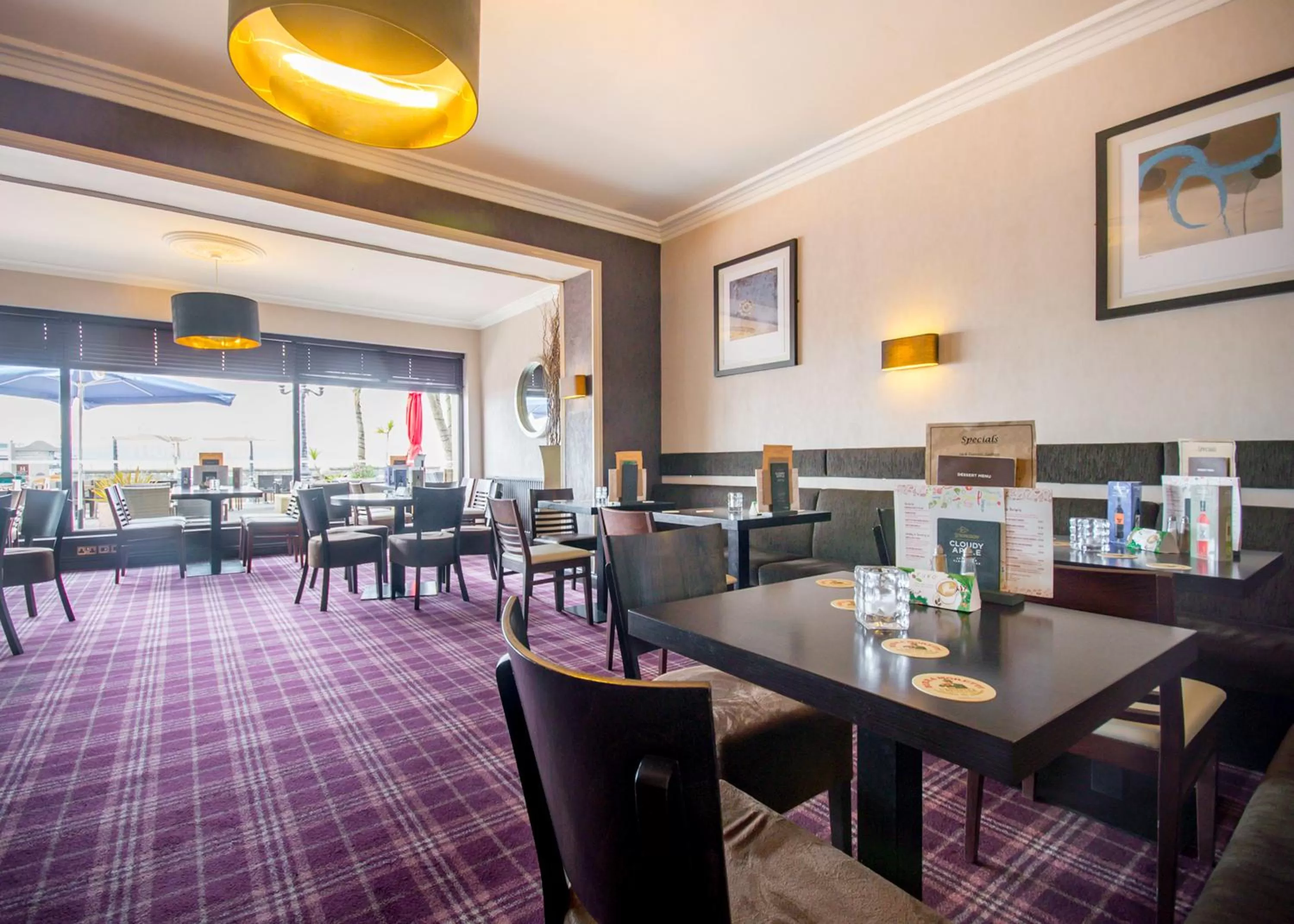Lounge or bar, Restaurant/Places to Eat in Smiths Hotel