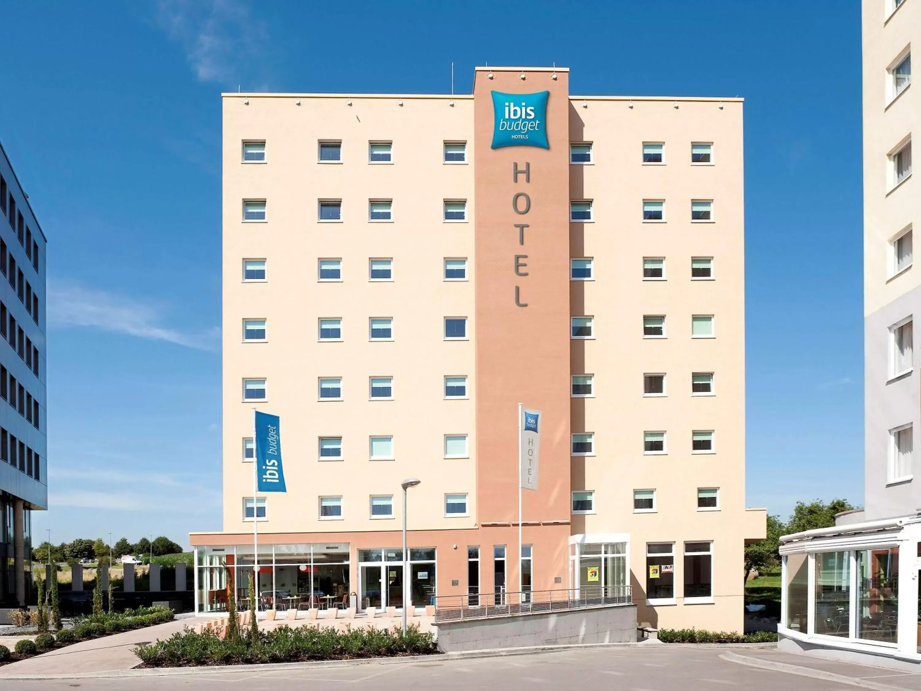 Property Building in ibis Budget Luxembourg Sud