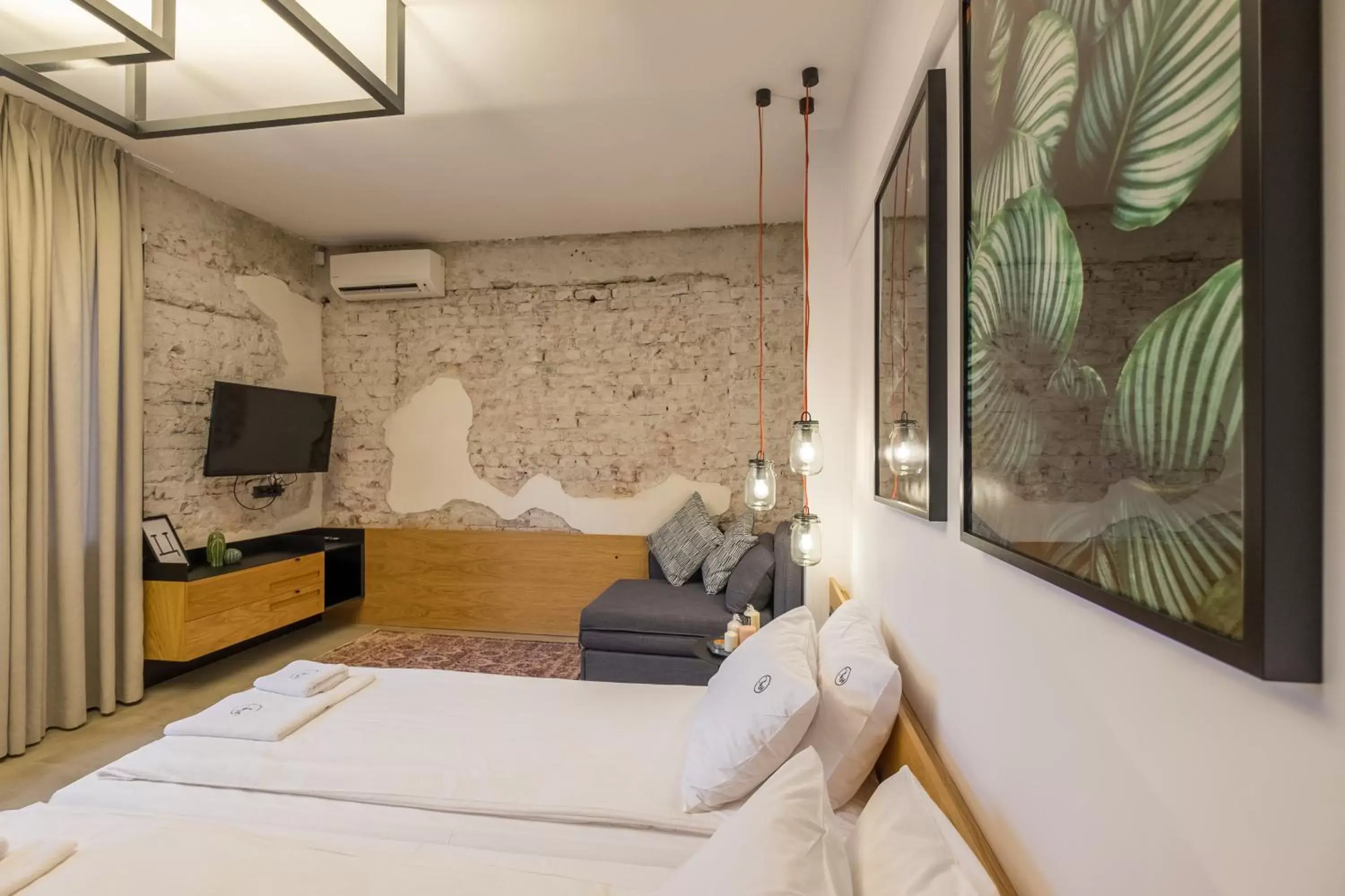 Bed in R34 Boutique Hotel Bed in R34 Boutique Hotel