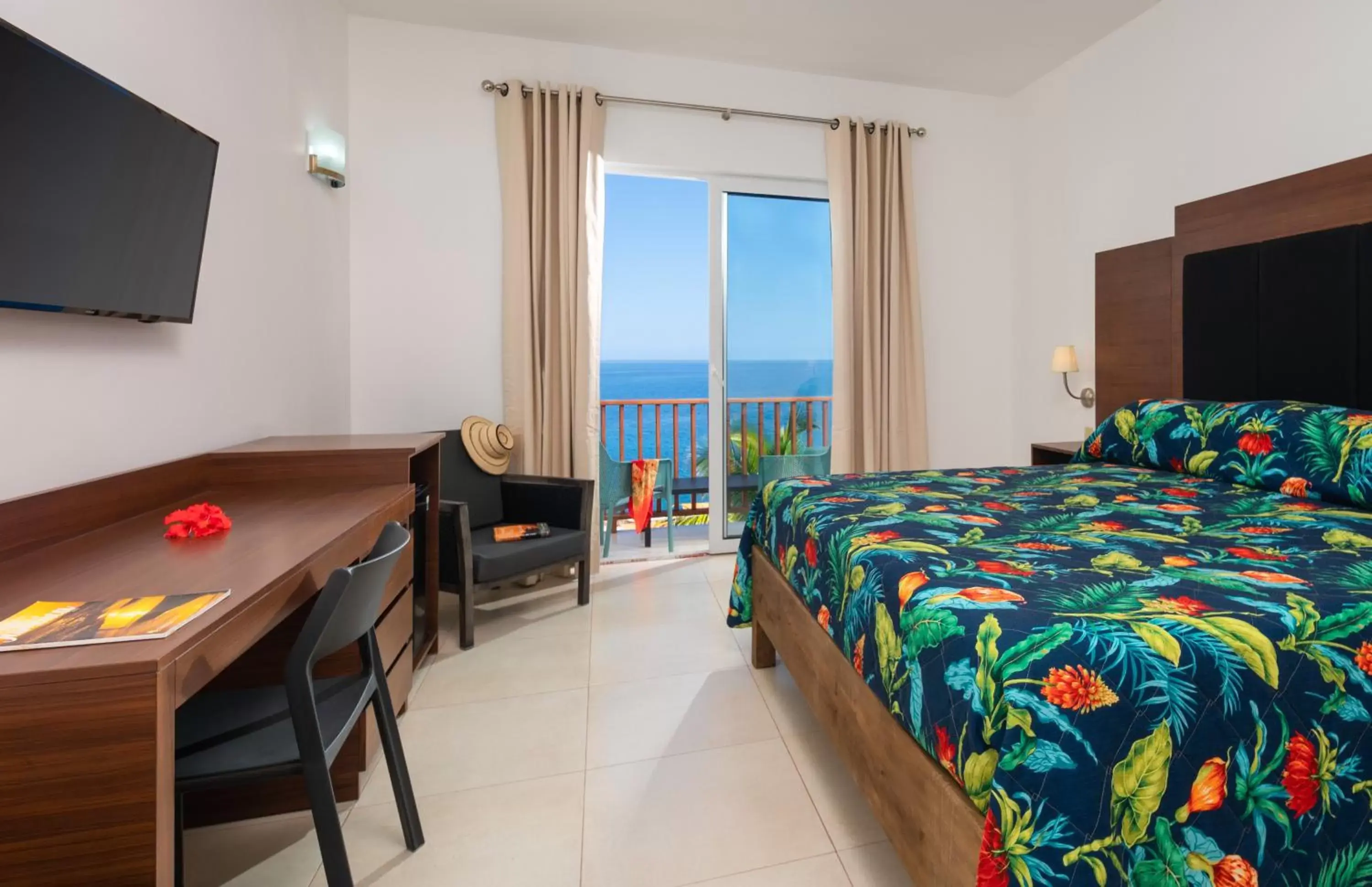 Photo of the whole room, Bed in Samsara Cliff Resort Photo of the whole room, Bed in Samsara Cliff Resort