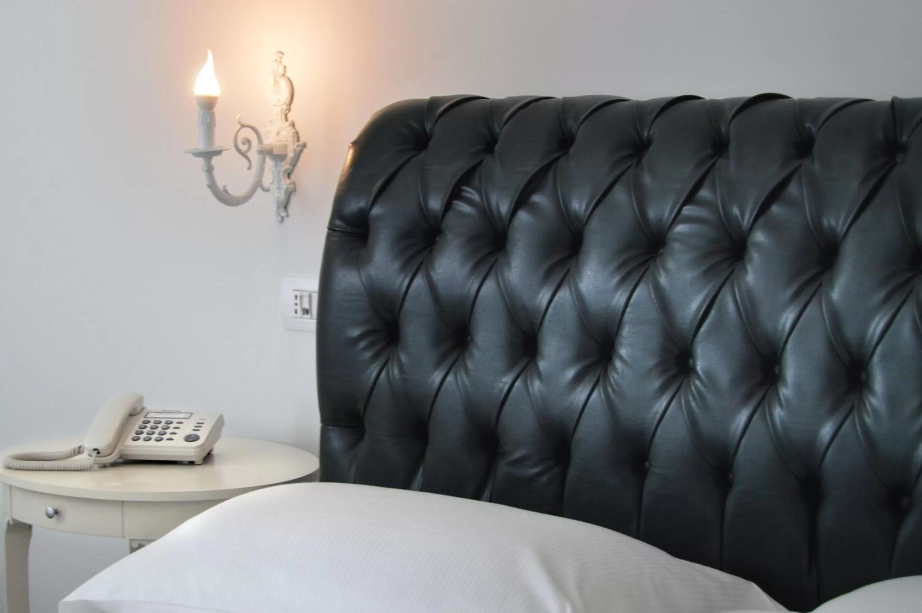 Photo of the whole room, Bed in Barbarella Home