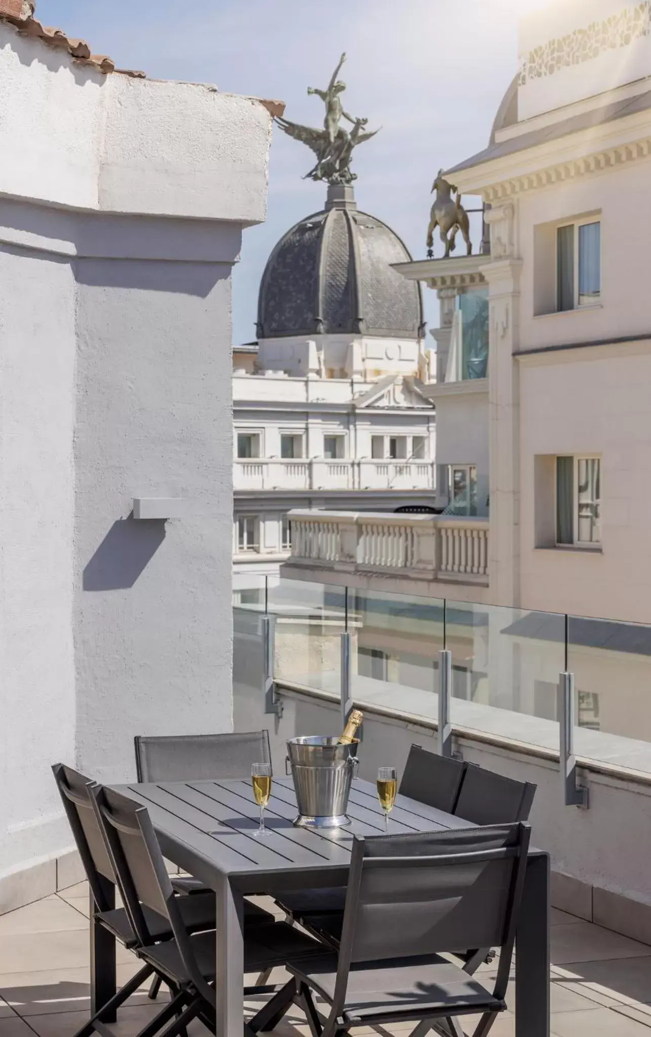 Balcony/Terrace in Regente Hotel