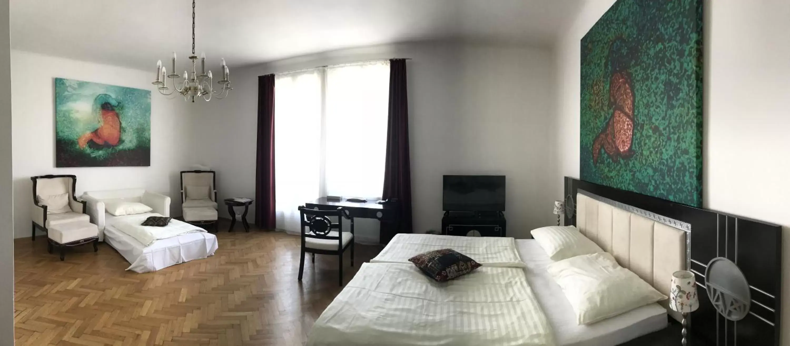 Bedroom, Seating Area in Hotel Pension Museum