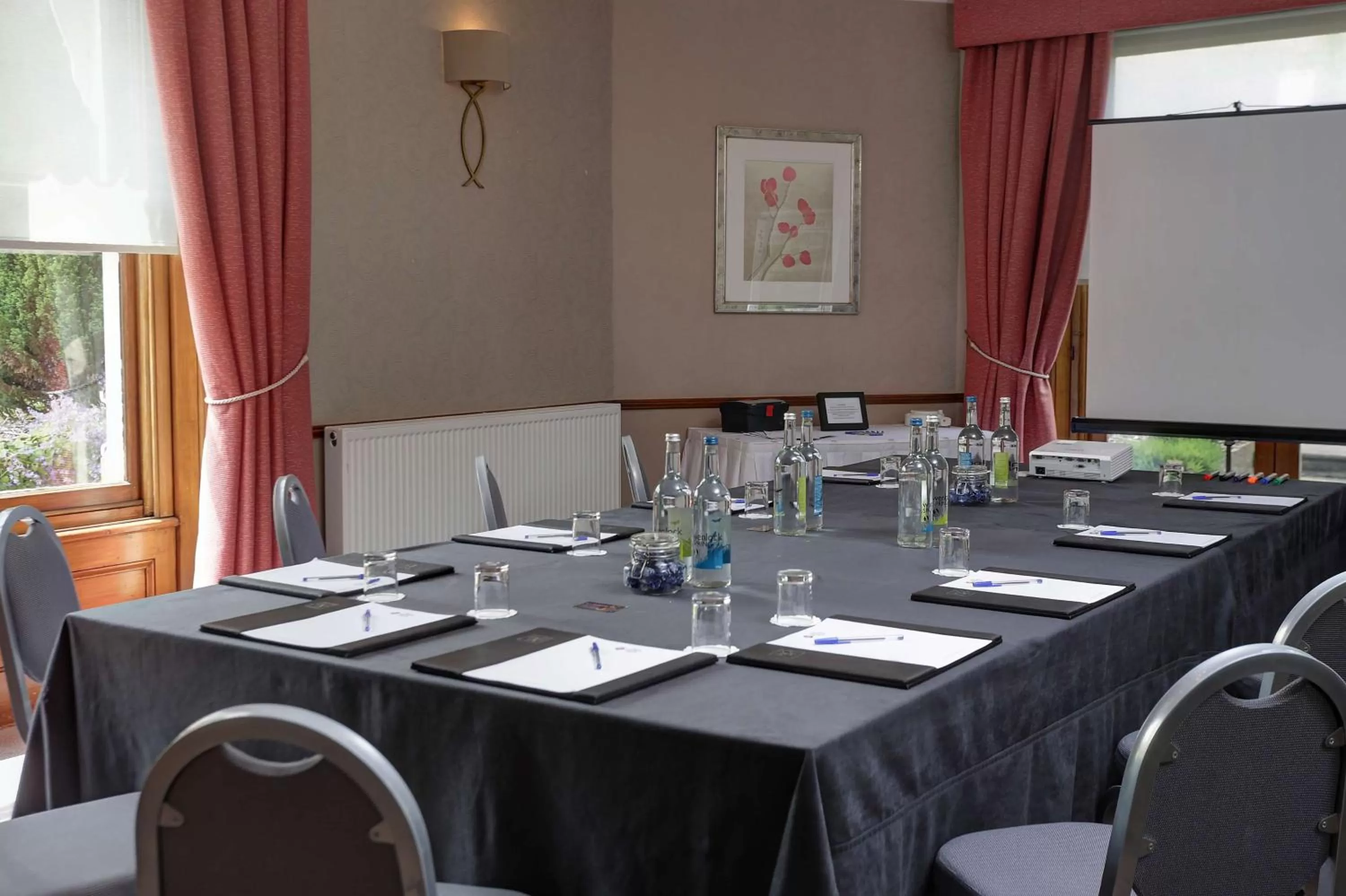 On site in Banbury Wroxton House Hotel