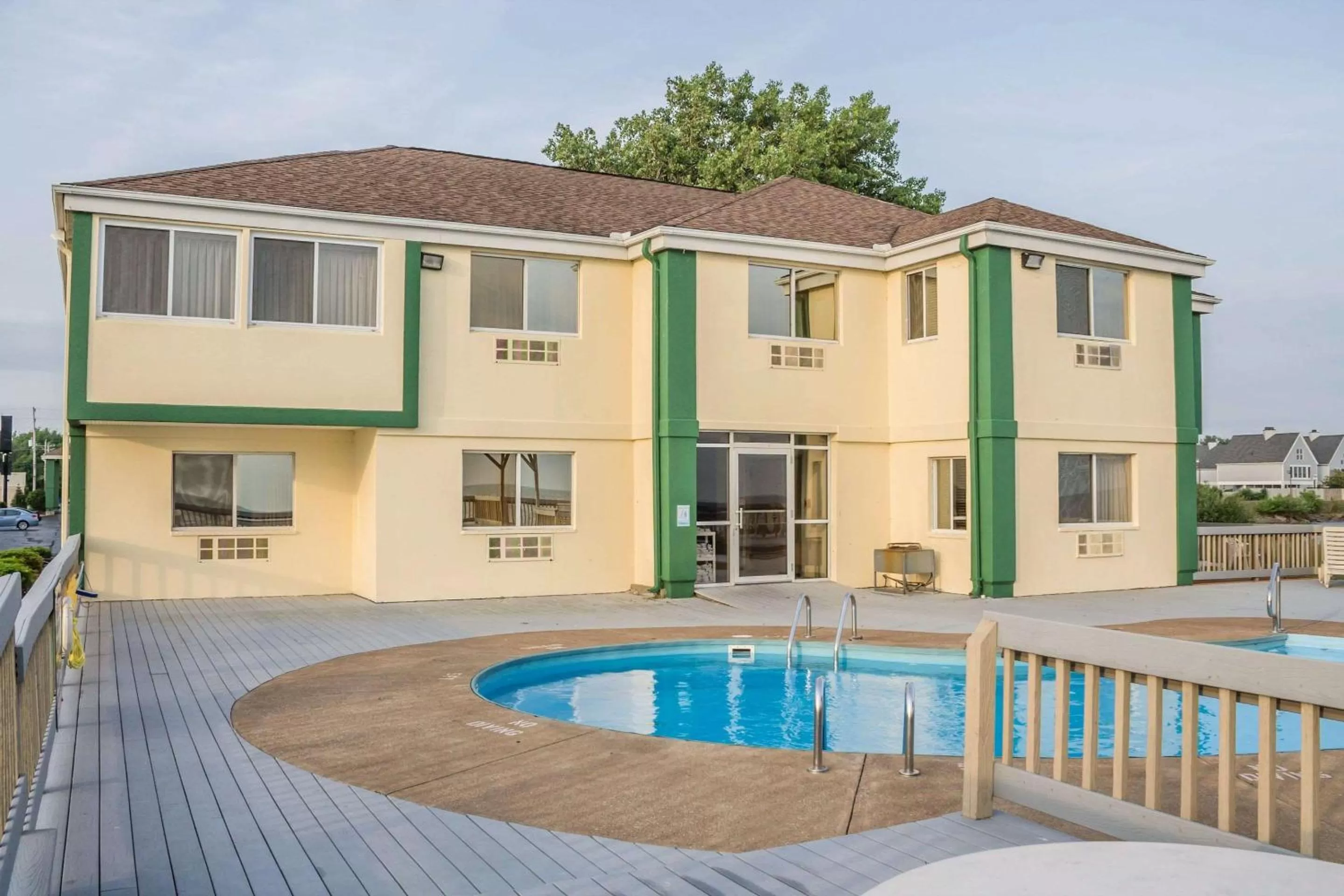 On site in Quality Inn Port Clinton Waterfront